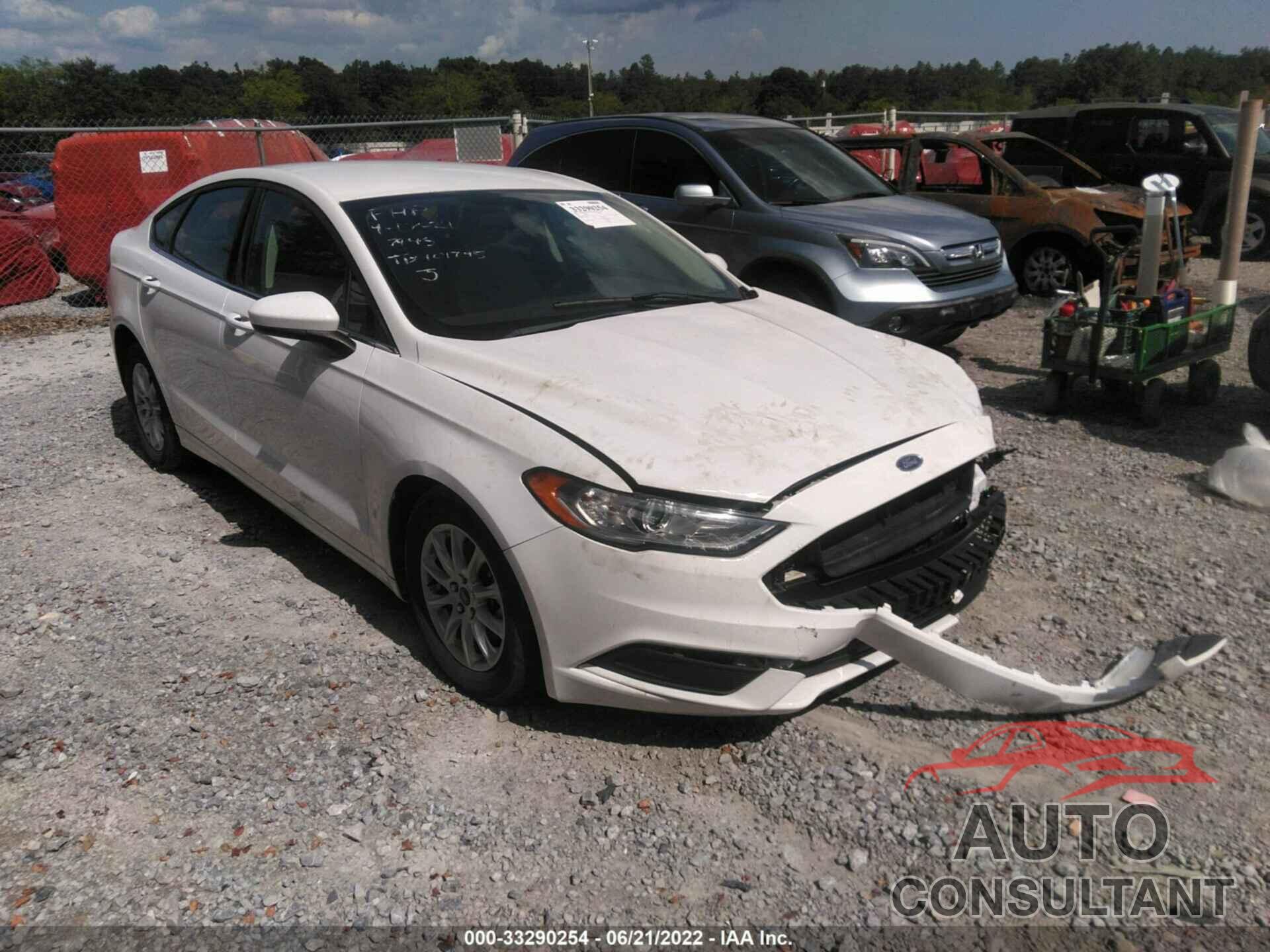 FORD FUSION 2018 - 3FA6P0G72JR237945