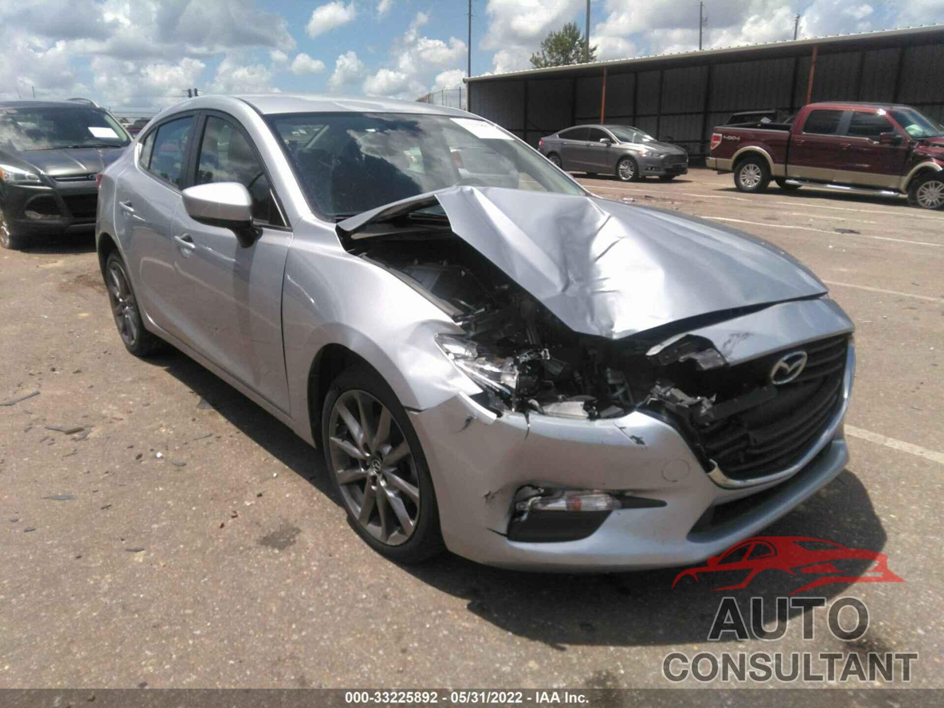 MAZDA MAZDA3 4-DOOR 2018 - 3MZBN1V32JM200537