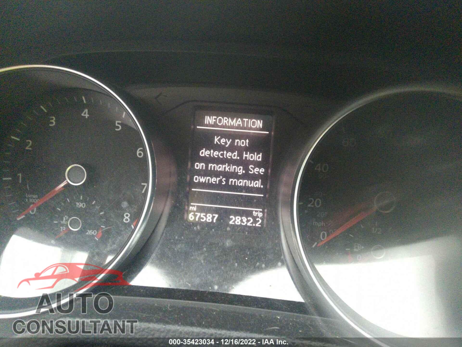 VOLKSWAGEN PASSAT 2017 - 1VWBT7A30HC069862