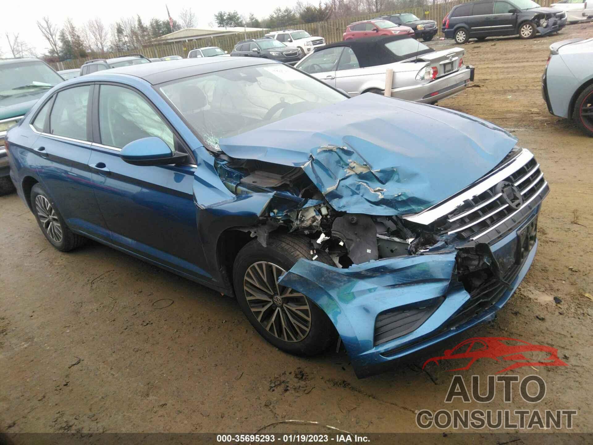 VOLKSWAGEN JETTA 2019 - 3VWE57BU1KM097688