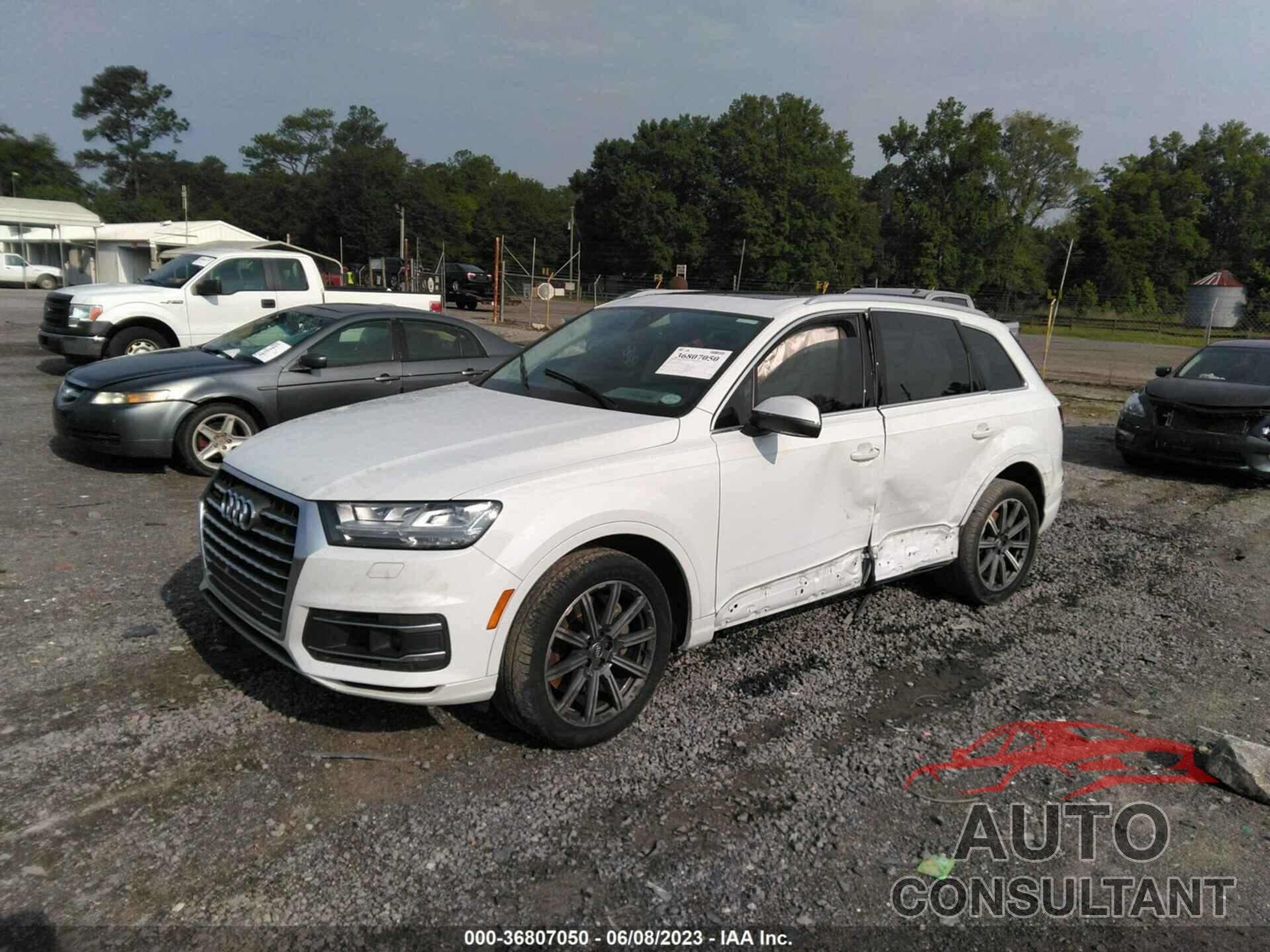 AUDI Q7 2018 - WAIVAAF78JD018747