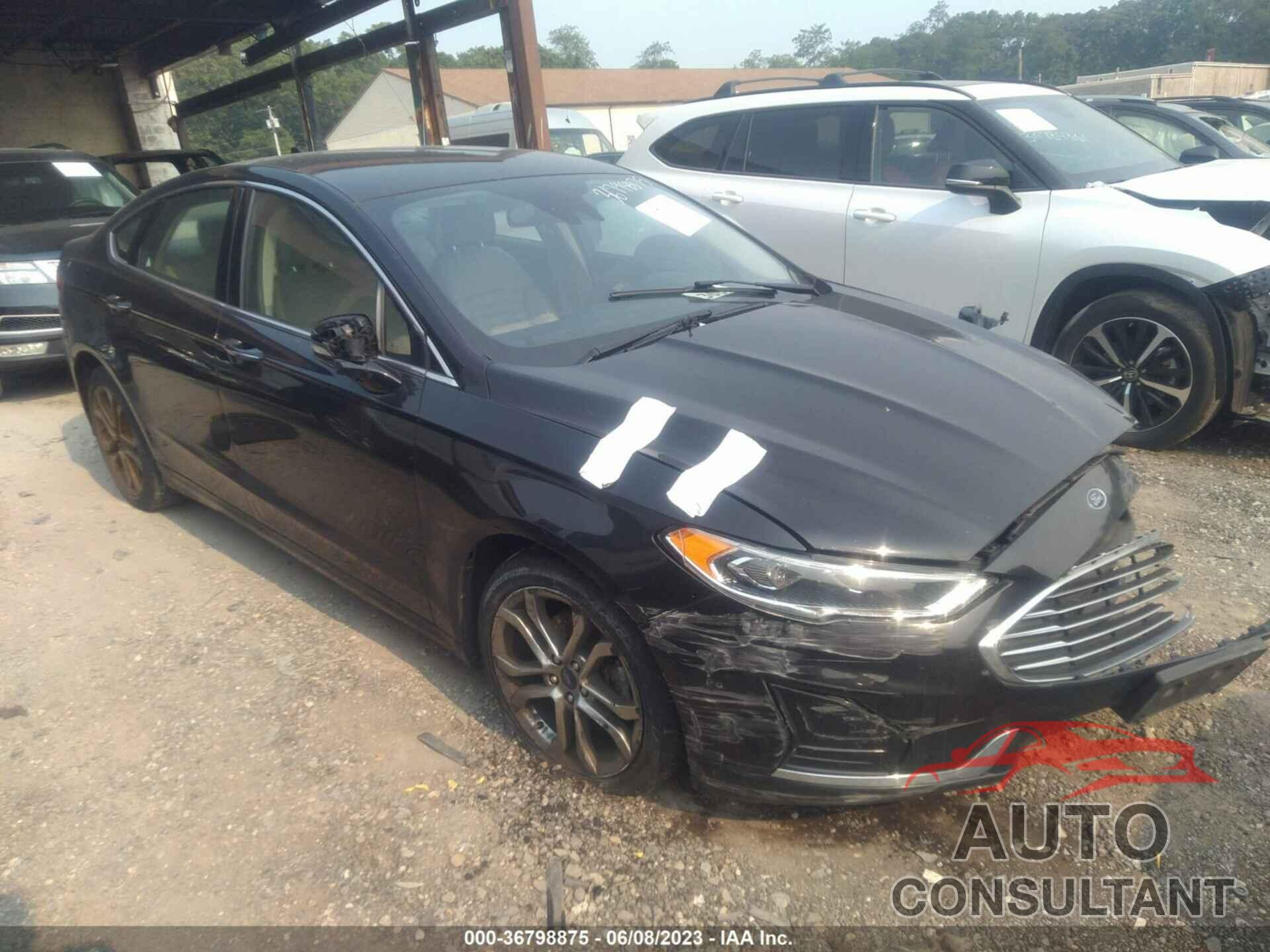 FORD FUSION 2019 - 3FA6P0CD0KR222888
