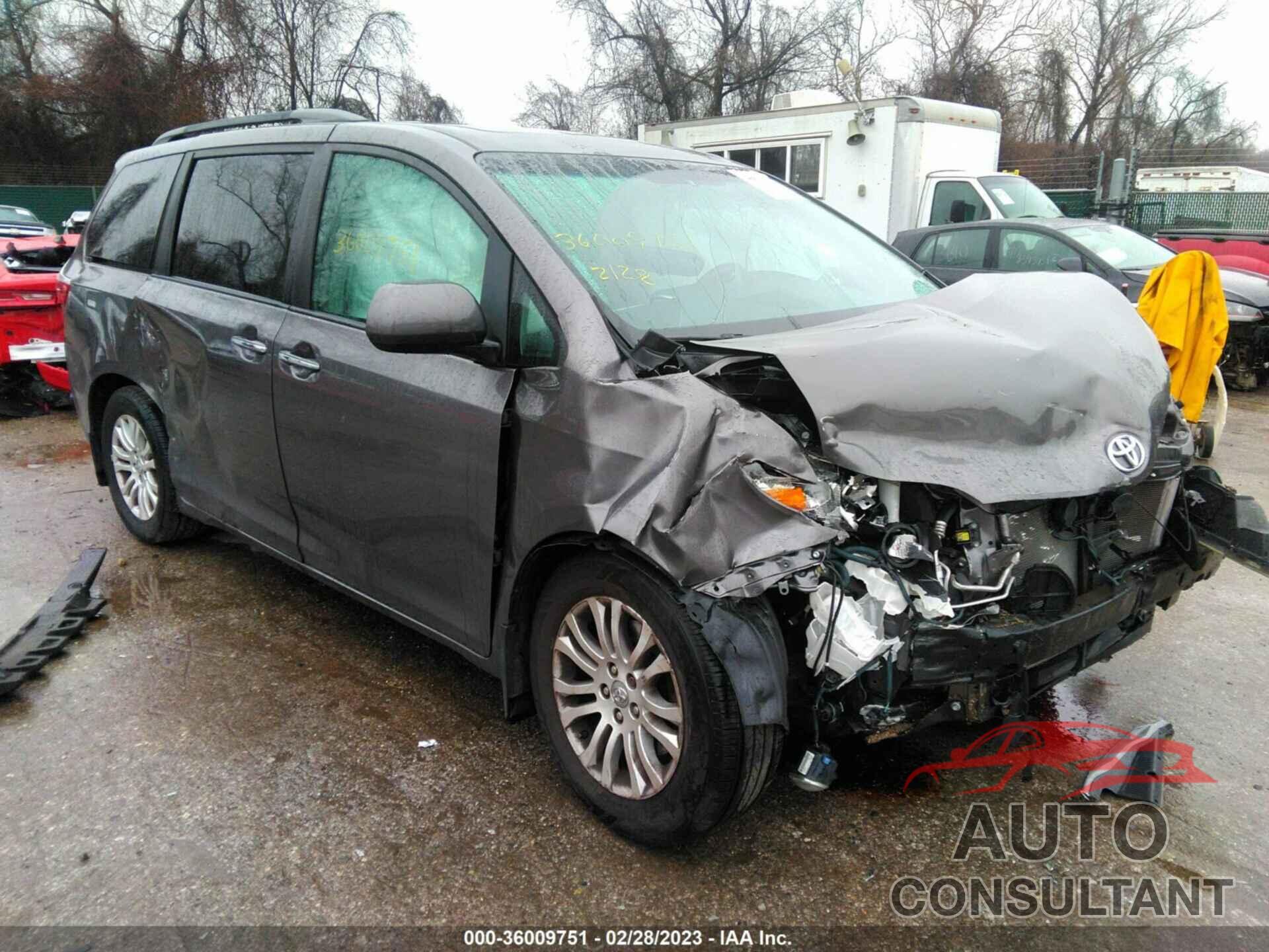 TOYOTA SIENNA 2017 - 5TDYZ3DC3HS769700