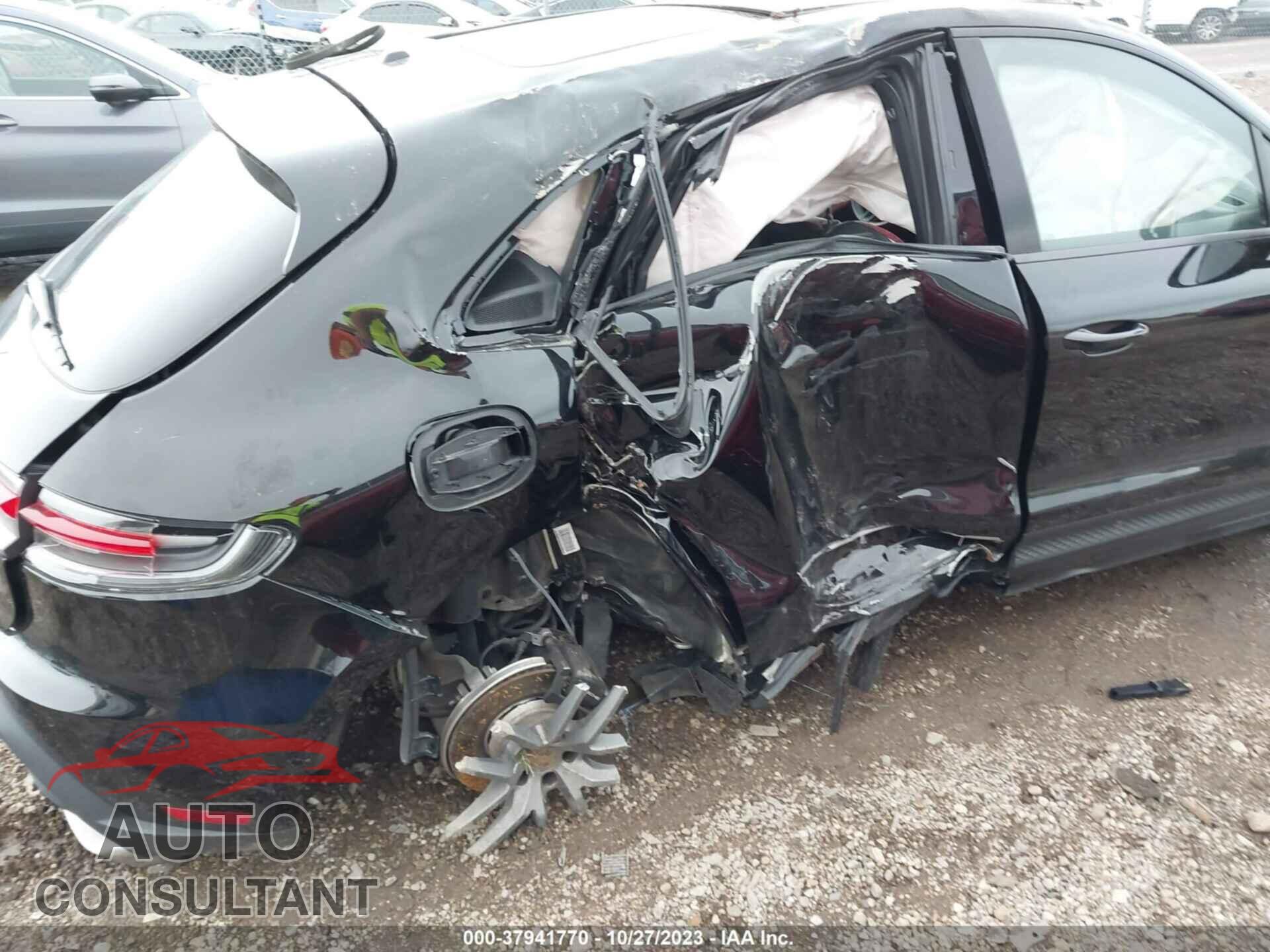 PORSCHE MACAN 2022 - WP1AA2A55NLB09601