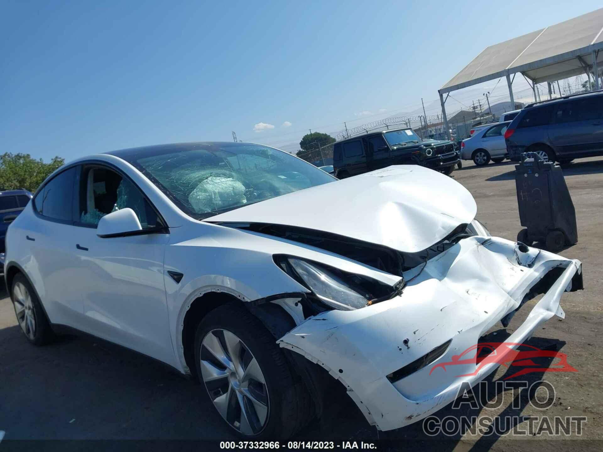 TESLA MODEL Y 2021 - 5YJYGAEE4MF274575