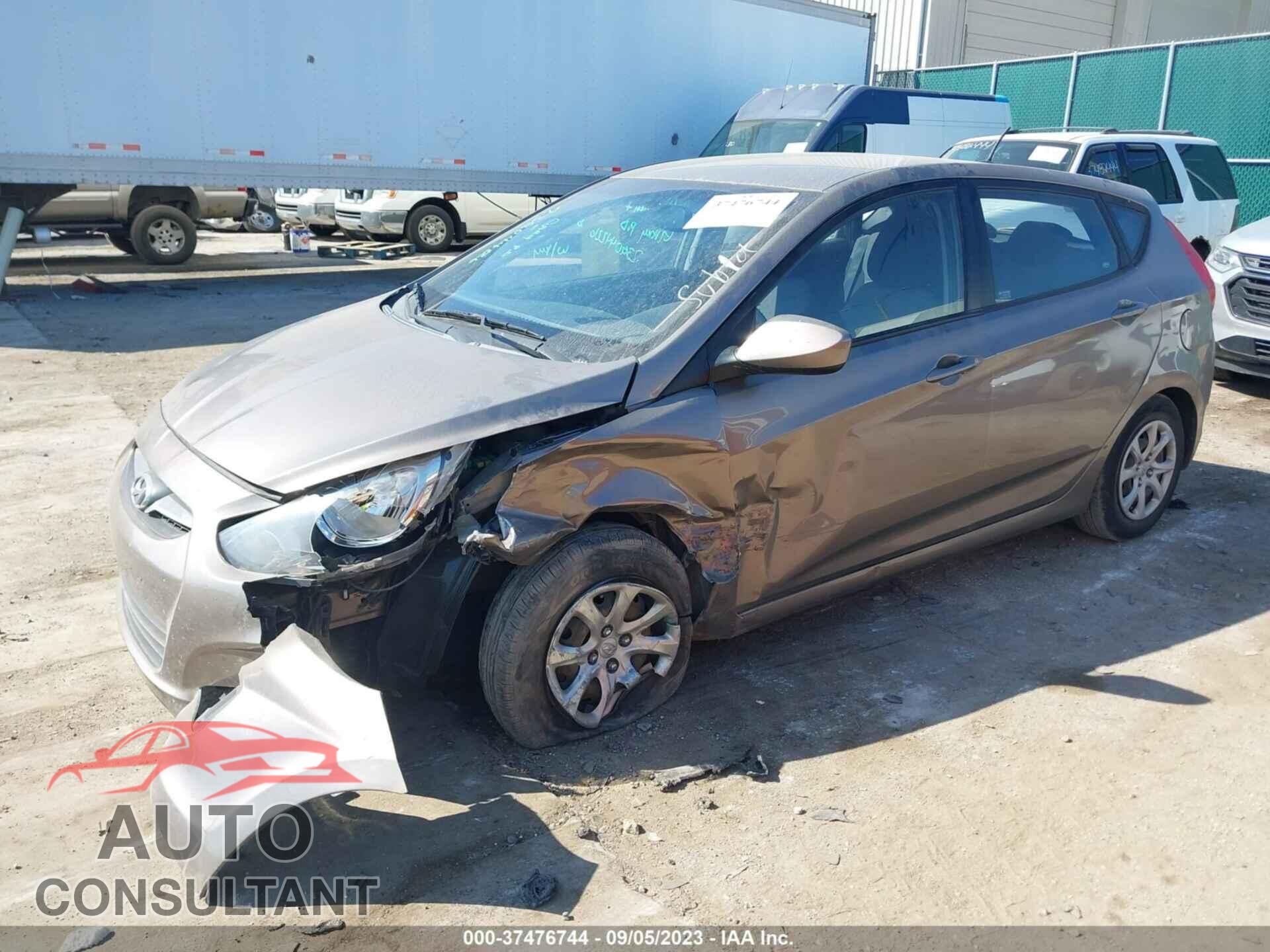 HYUNDAI ACCENT 2012 - KMHCT5AE1CU044805