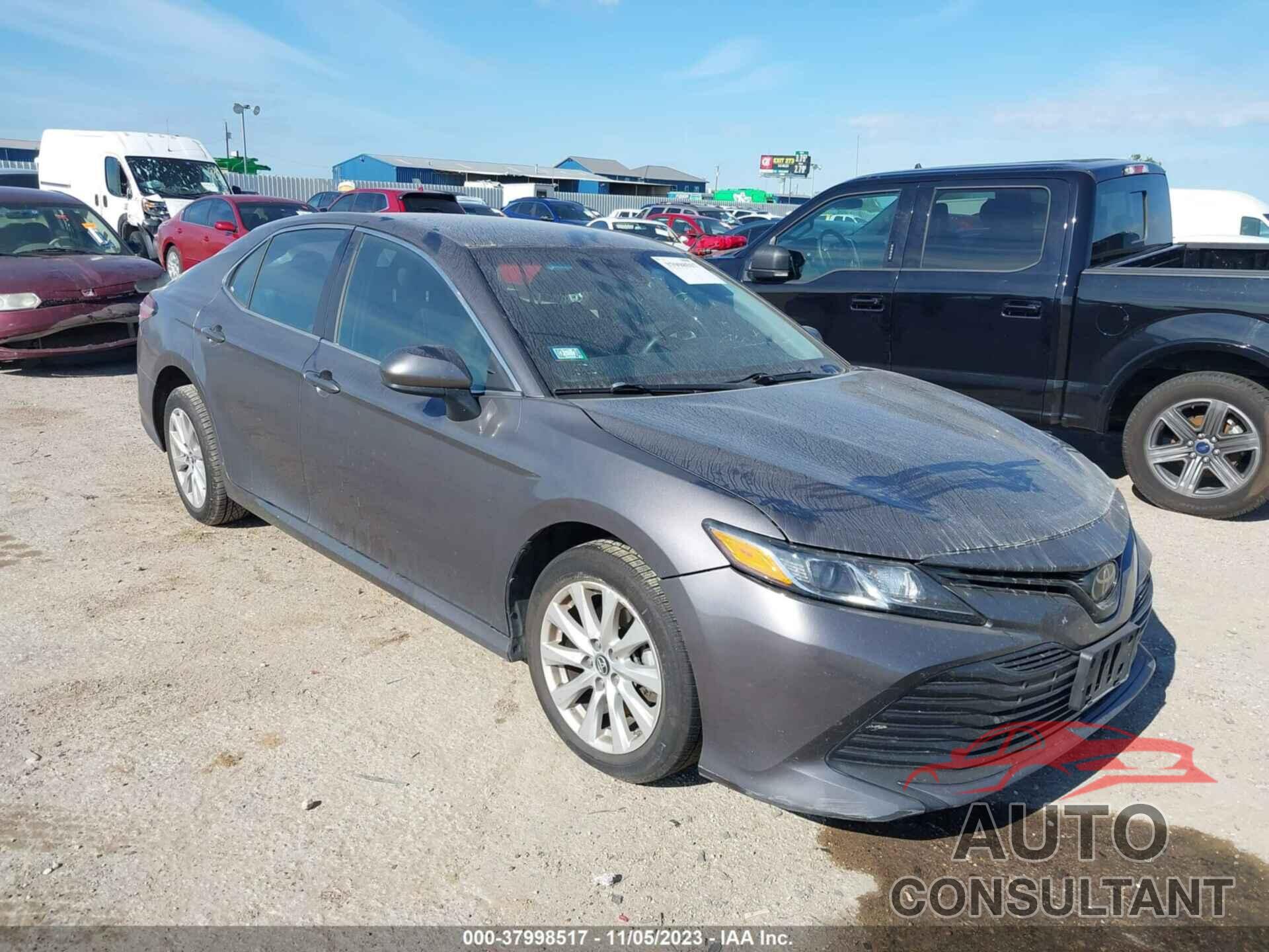 TOYOTA CAMRY 2019 - 4T1B11HK8KU166985