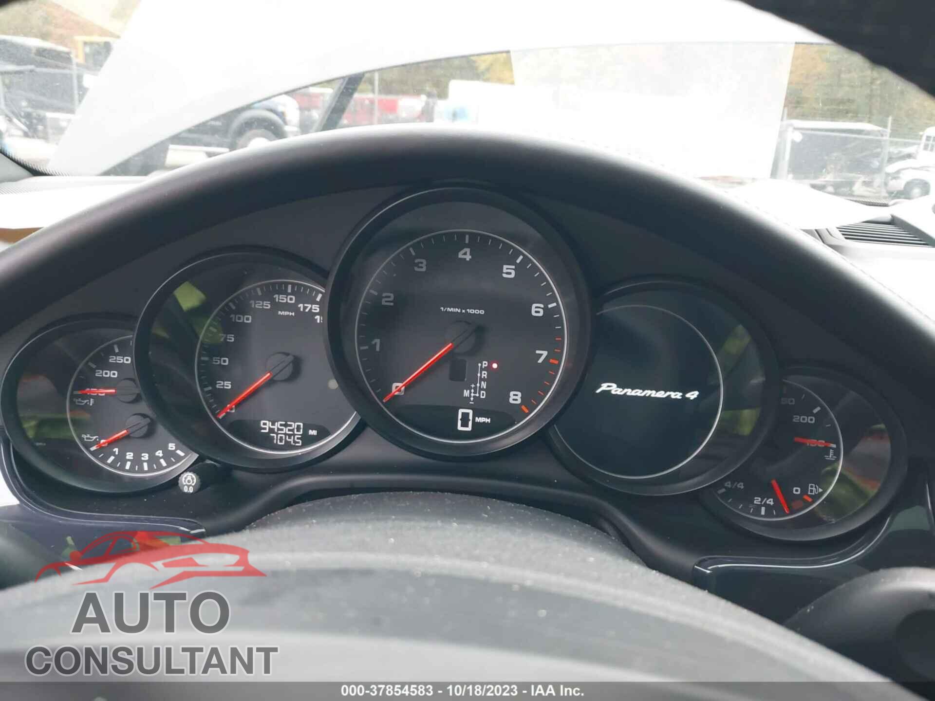 PORSCHE PANAMERA 2016 - WP0AA2A74GL000620