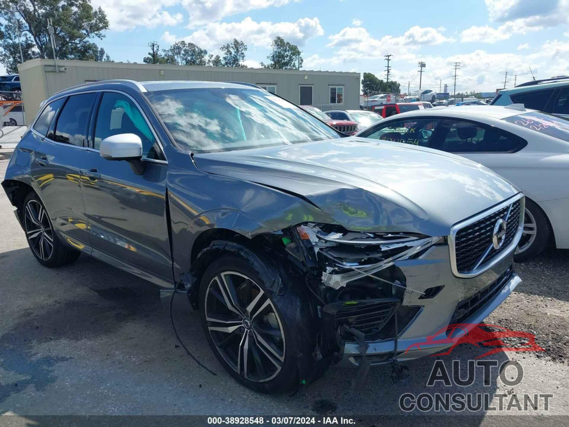 VOLVO XC60 2019 - LYVBR0DM5KB229663