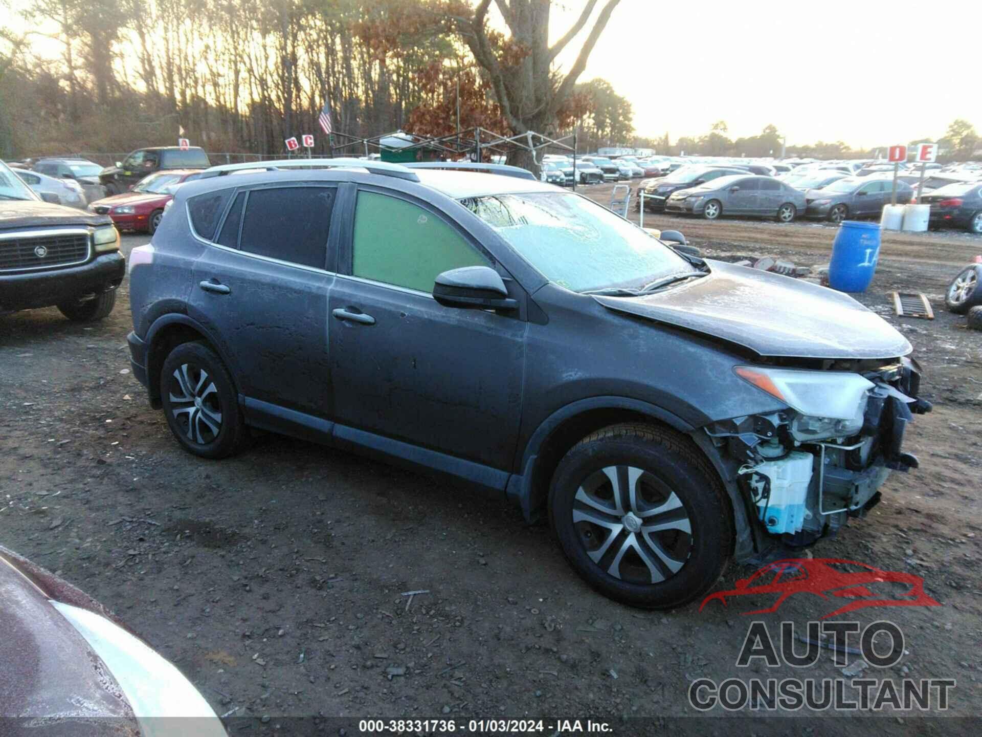 TOYOTA RAV4 2018 - JTMBFREV0JJ742653