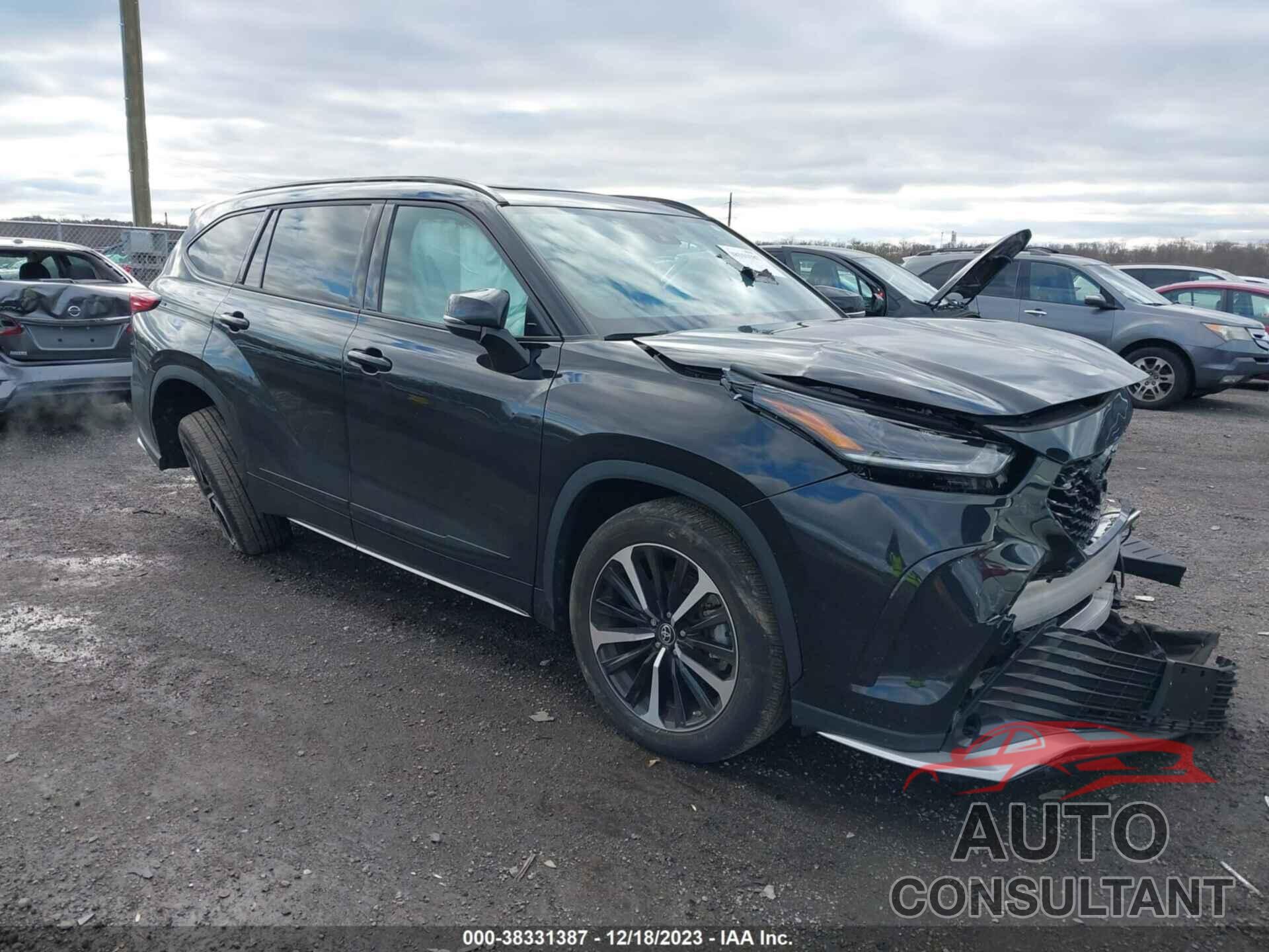 TOYOTA HIGHLANDER 2022 - 5TDLZRBH3NS214320