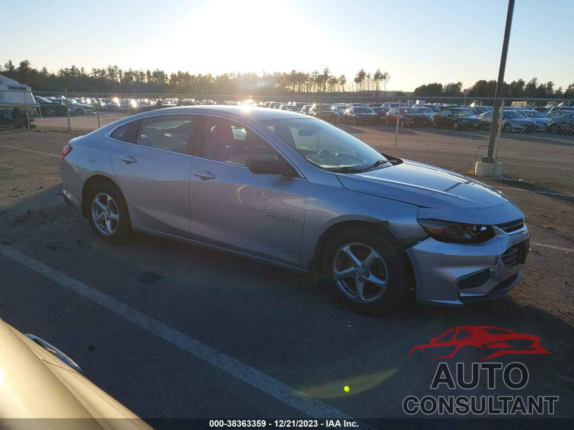 CHEVROLET MALIBU 2018 - 1G1ZB5ST3JF288724