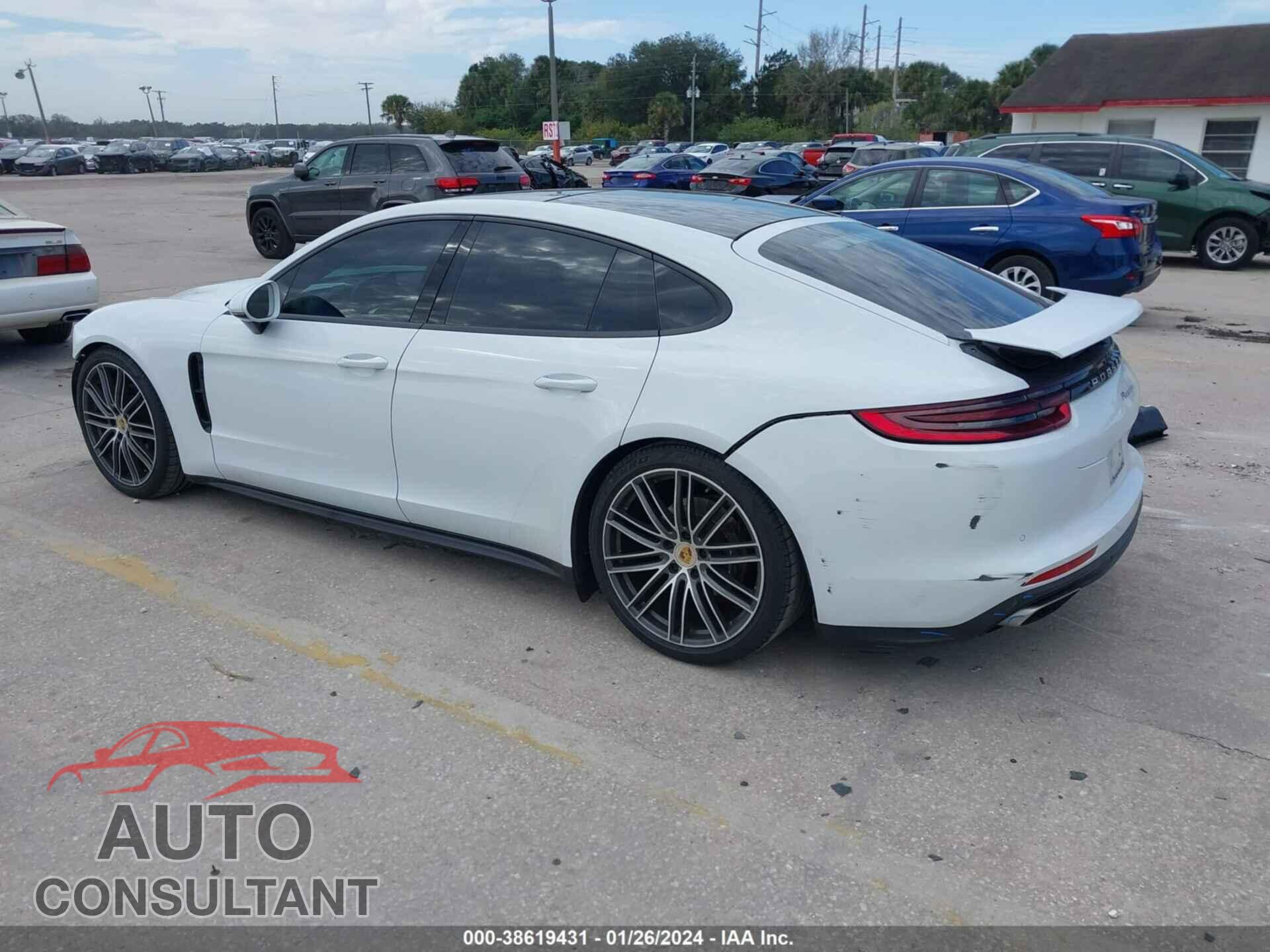 PORSCHE PANAMERA 2017 - WP0AA2A78HL101936