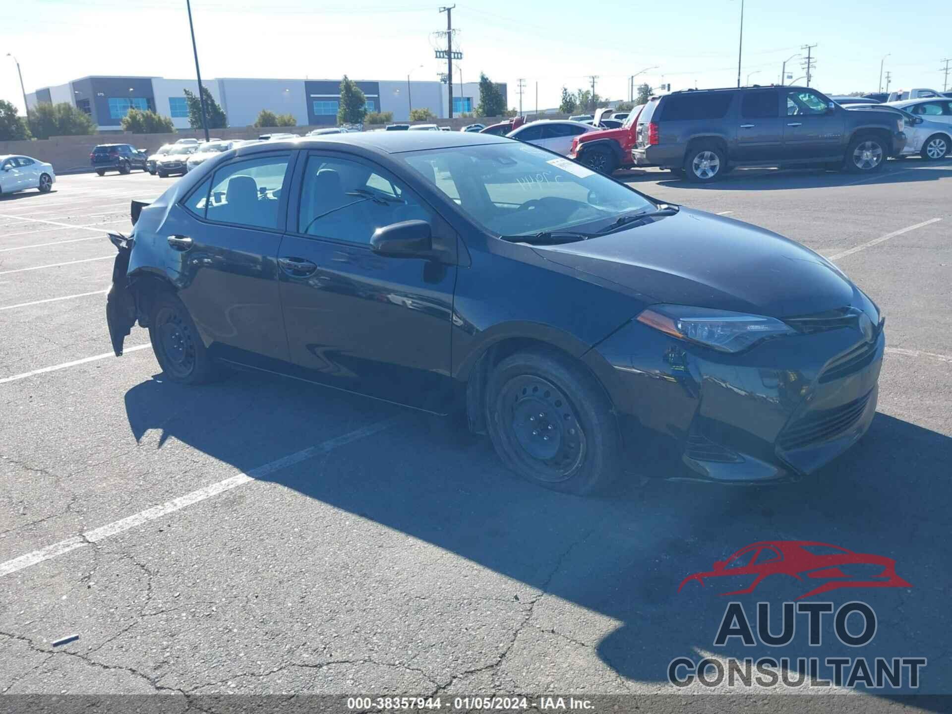 TOYOTA COROLLA 2018 - 5YFBURHE1JP779143