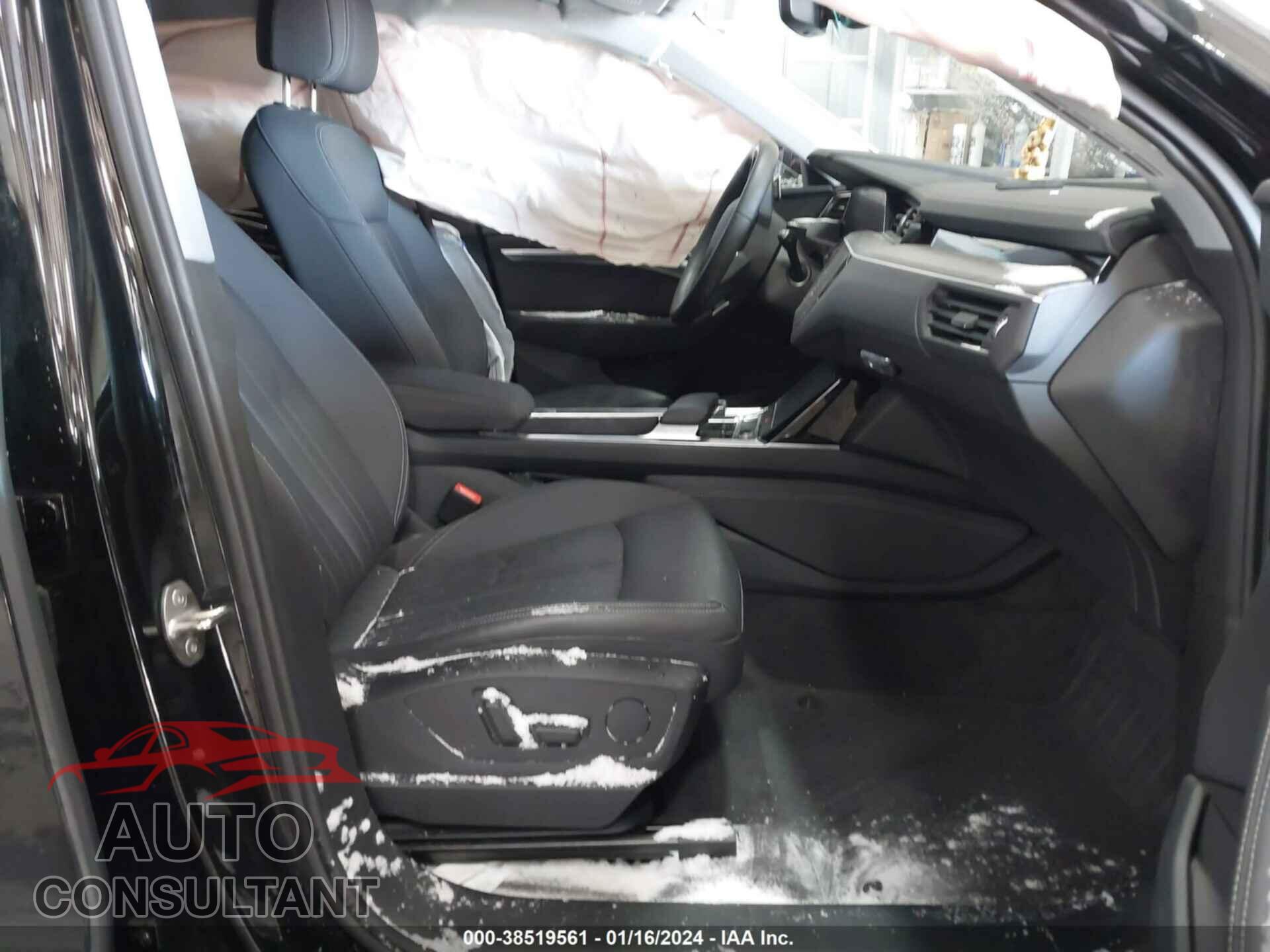 AUDI E-TRON 2021 - WA1AAAGE2MB025785