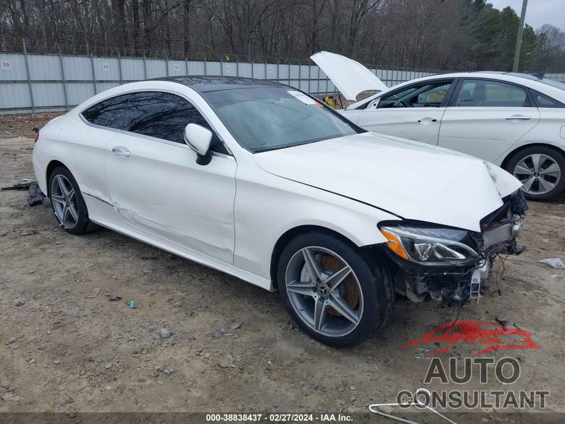 MERCEDES-BENZ C 300 2018 - WDDWJ4KB1JF657567