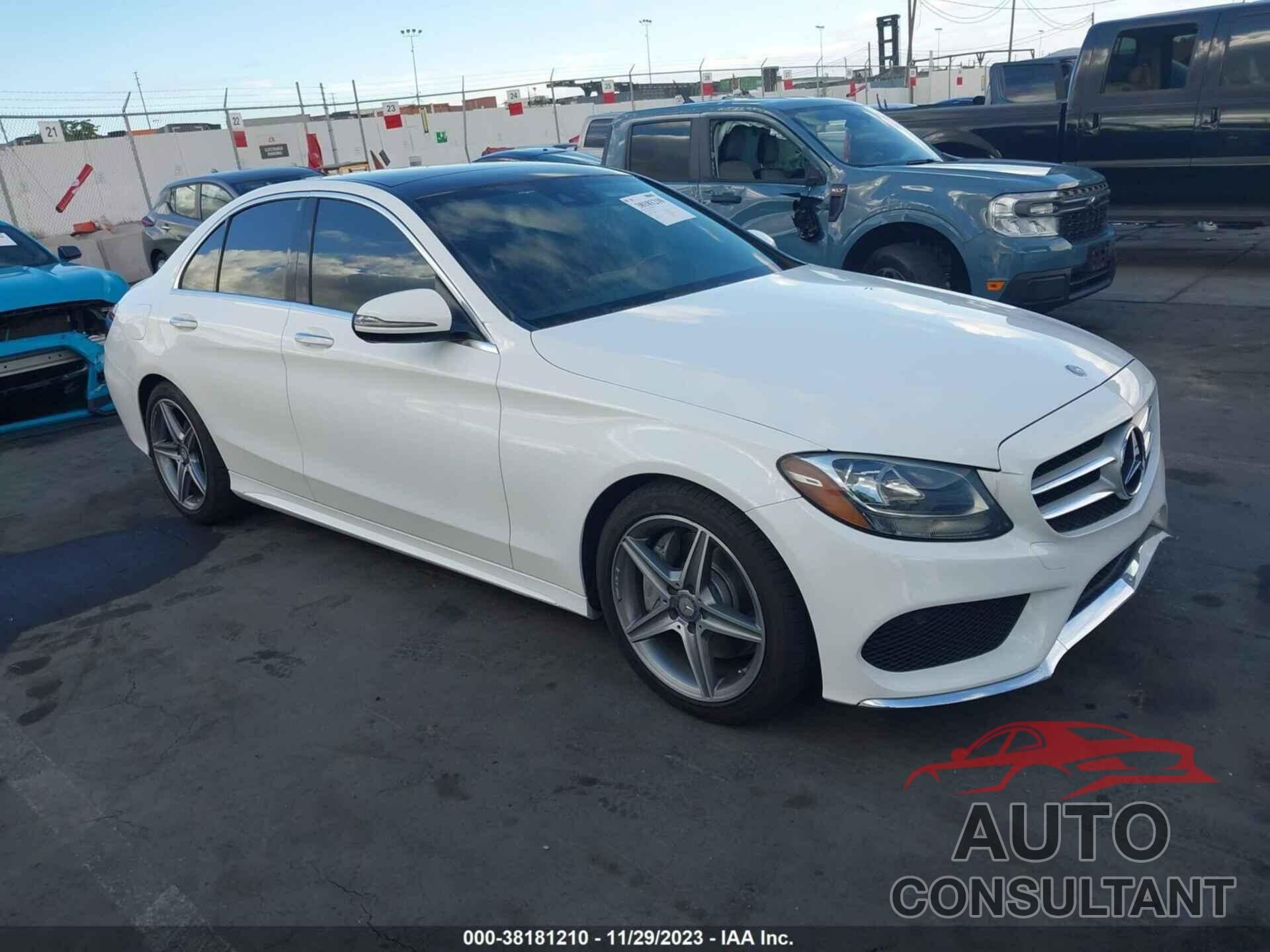 MERCEDES-BENZ C 300 2016 - 55SWF4JB3GU151604