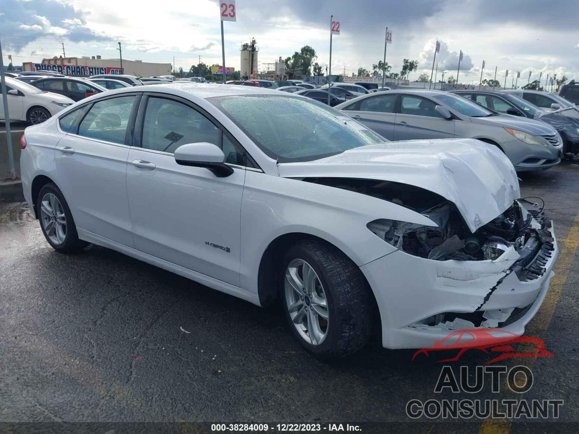 FORD FUSION HYBRID 2018 - 3FA6P0LU2JR193912