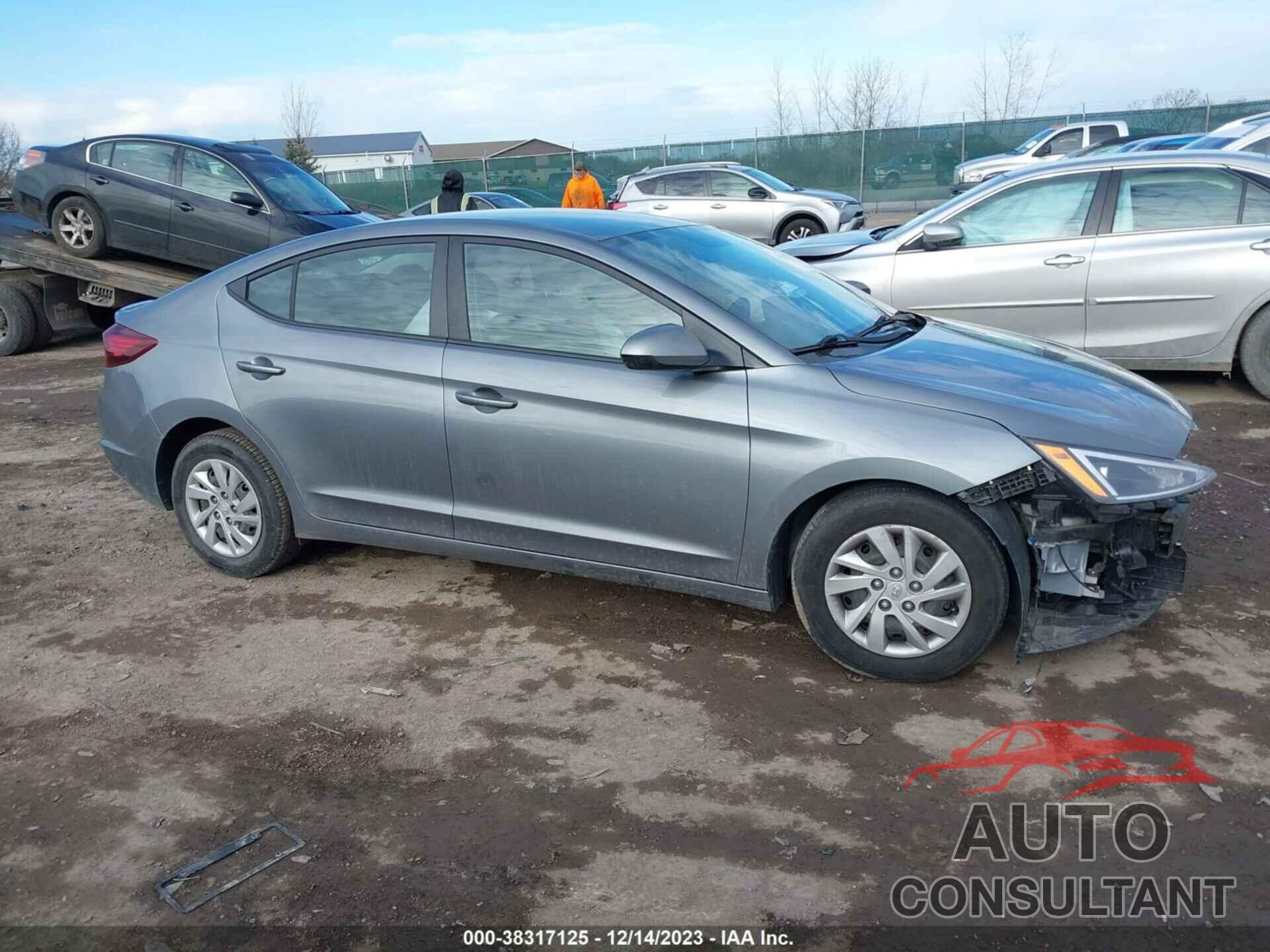 HYUNDAI ELANTRA 2019 - KMHD74LF4KU833747