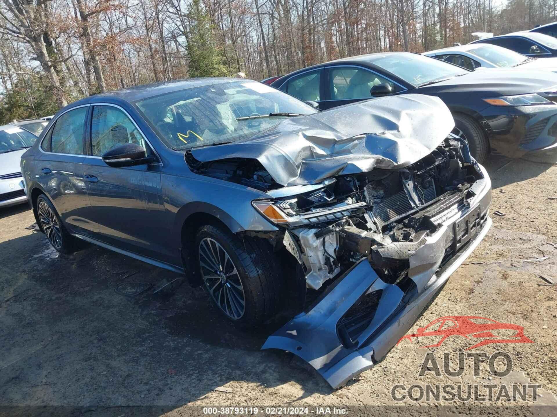VOLKSWAGEN PASSAT 2022 - 1VWBA7A38NC009619