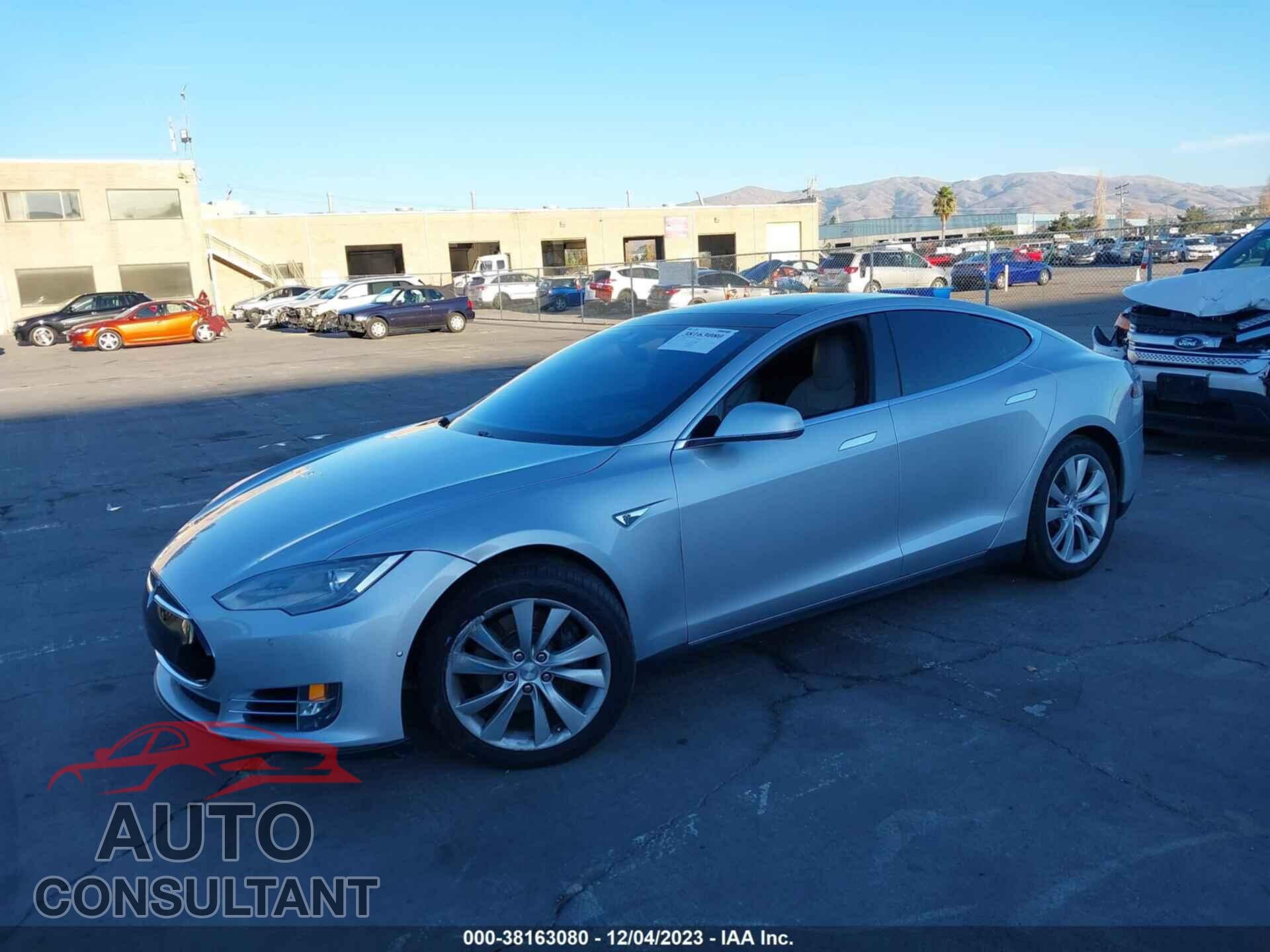 TESLA MODEL S 2015 - 5YJSA1S26FF084779