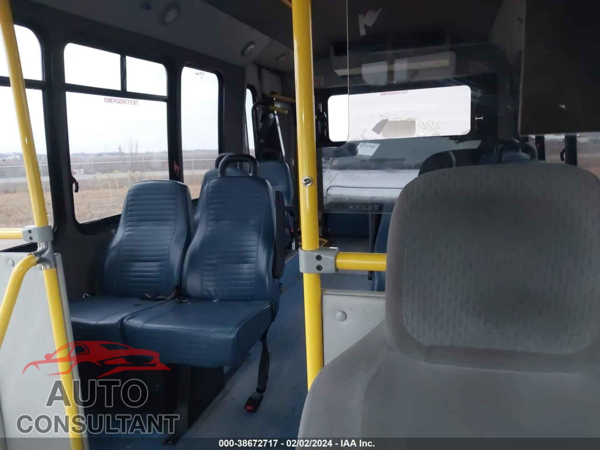 FORD E-450 CUTAWAY 2017 - 1FDFE4FS7HDC36446