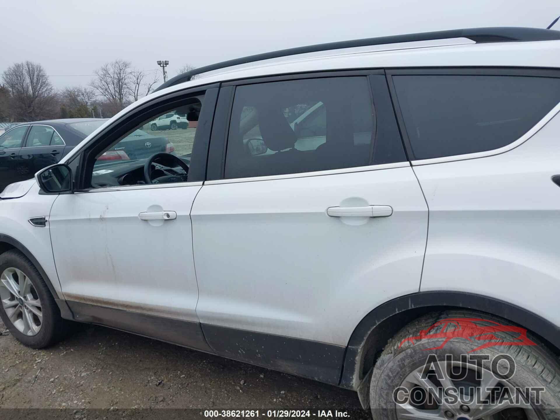 FORD ESCAPE 2018 - 1FMCU0GD4JUC95183