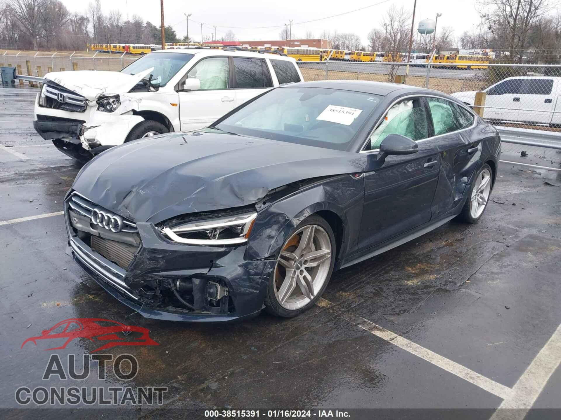 AUDI A5 2018 - WAUFNCF59JA048248