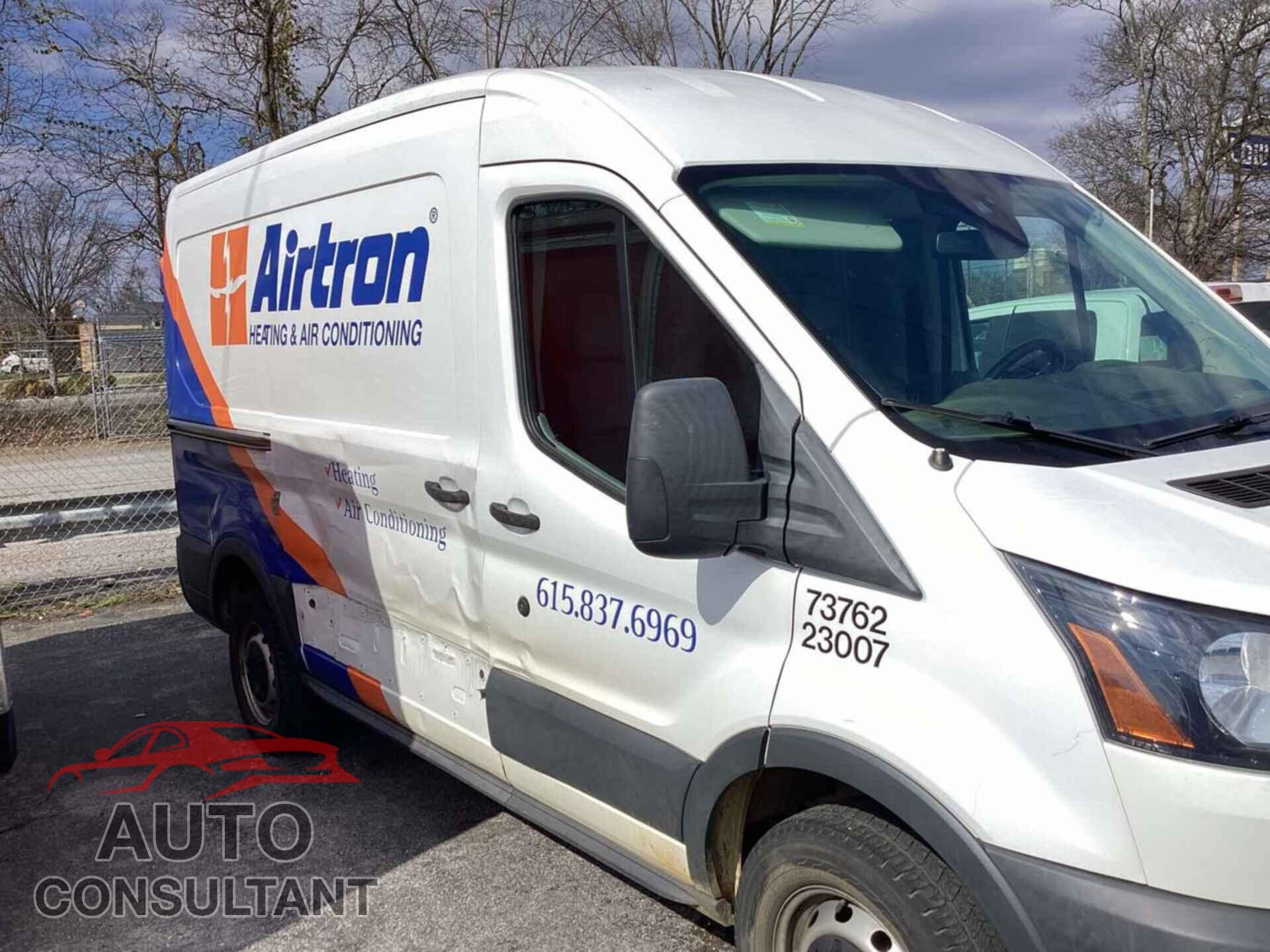 FORD TRANSIT-250 2018 - 1FTYR1CM8JKB40297