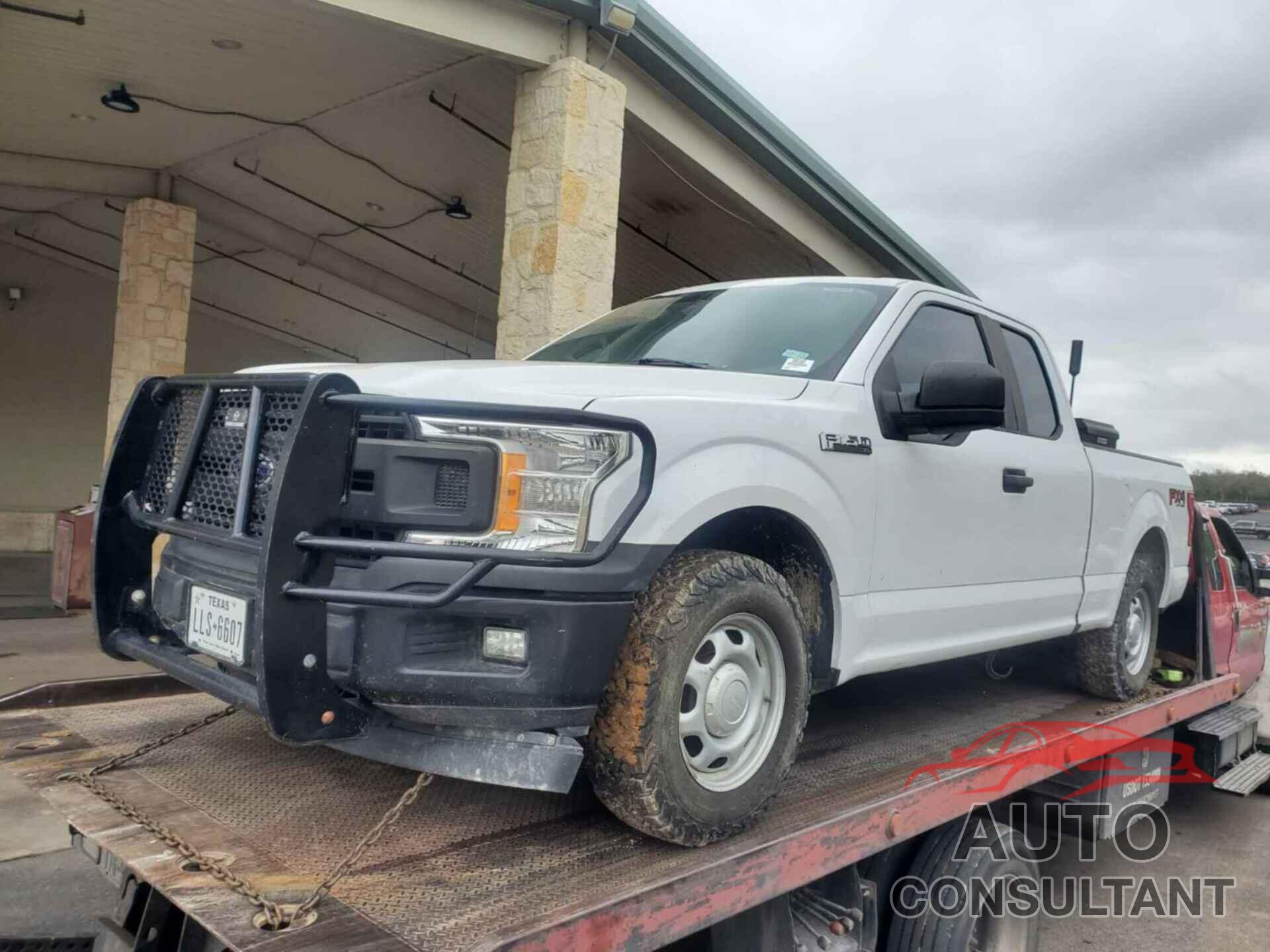 FORD F-150 2018 - 1FTFX1E58JKF71046