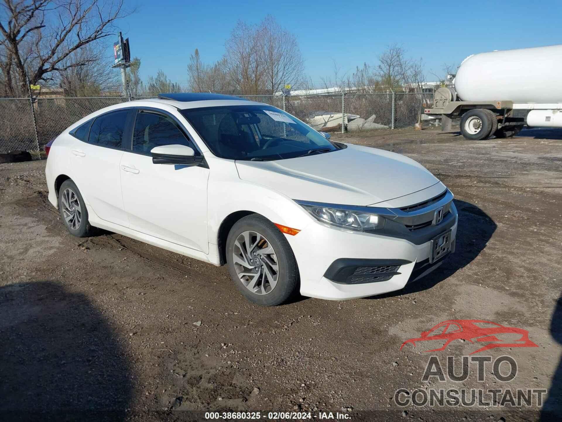 HONDA CIVIC 2018 - 2HGFC2F72JH534116