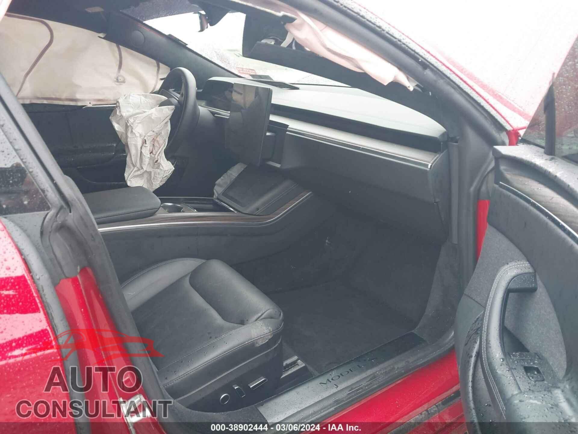 TESLA MODEL S 2023 - 5YJSA1E54PF499820