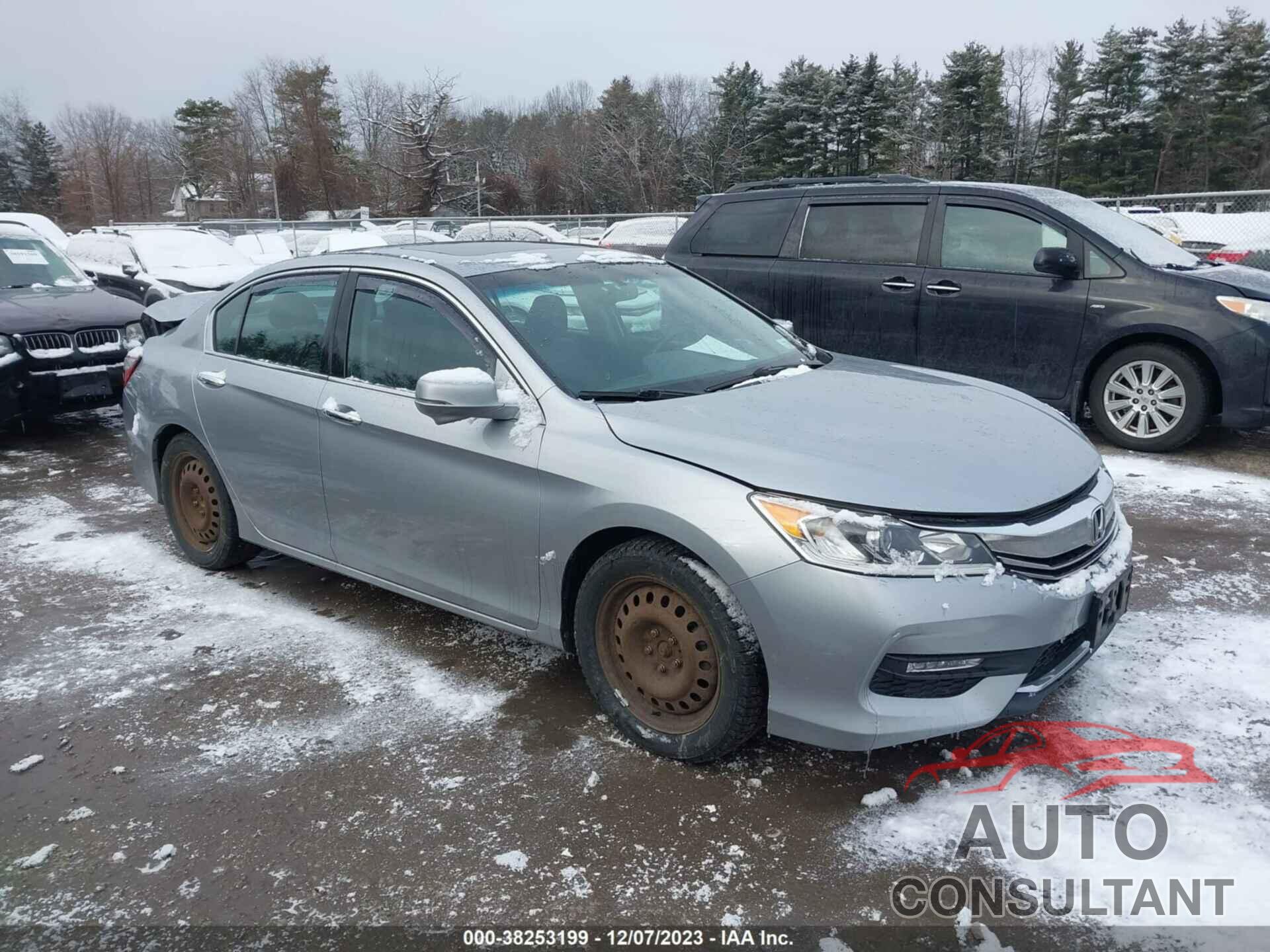 HONDA ACCORD 2017 - 1HGCR3F86HA014168