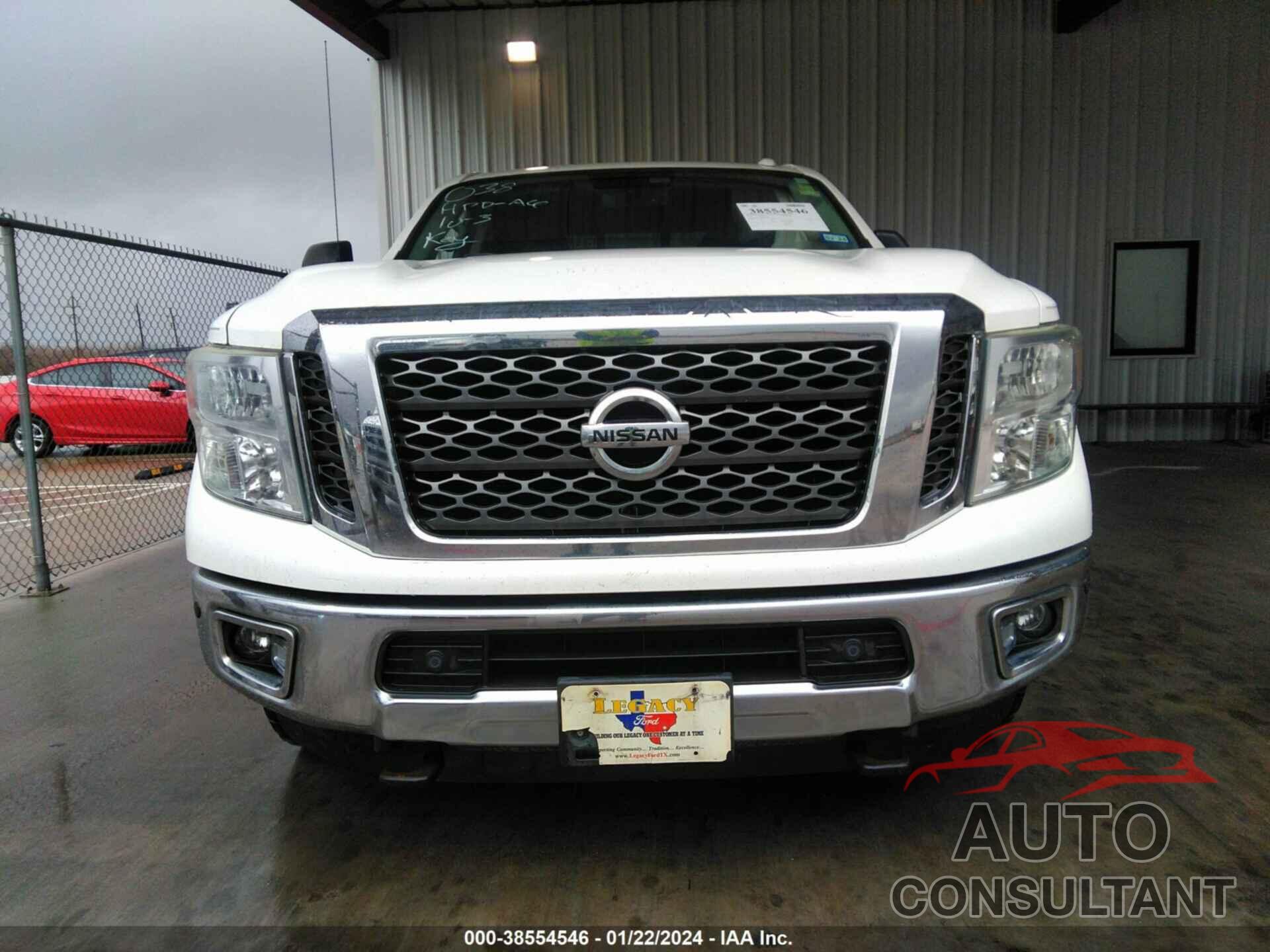 NISSAN TITAN XD 2017 - 1N6BA1F28HN516073