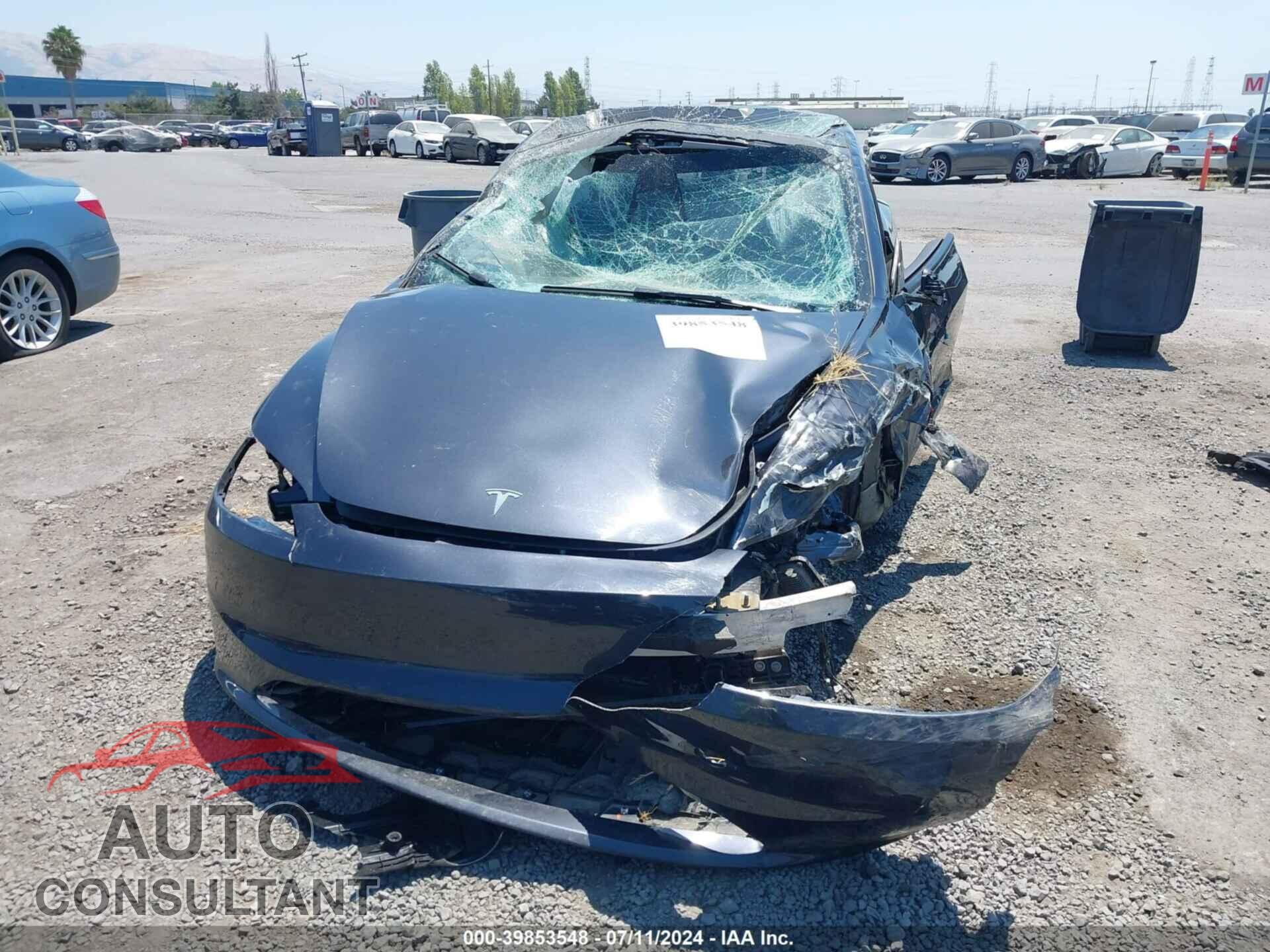 TESLA MODEL 3 2024 - 5YJ3E1EB7RF729092