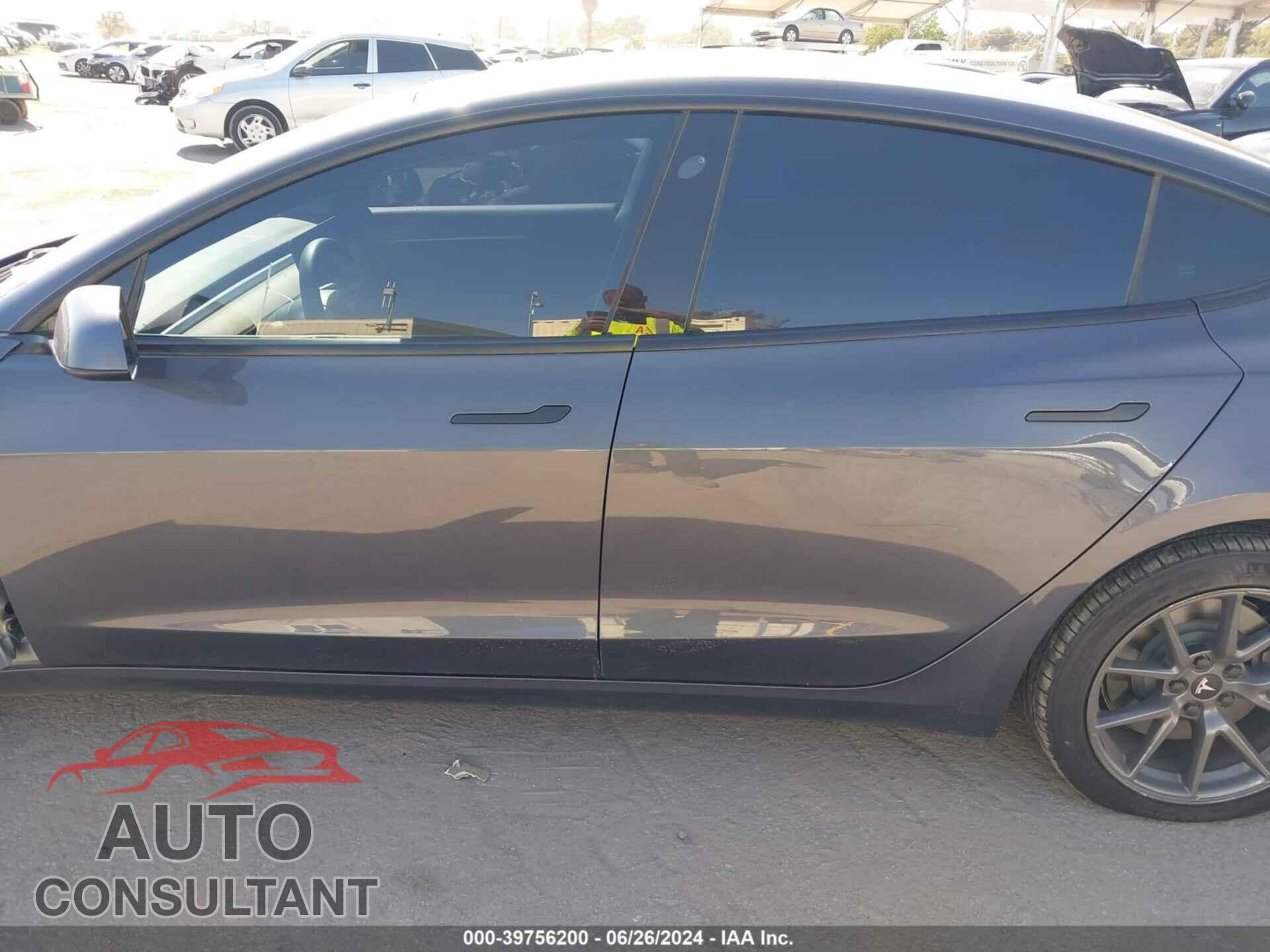 TESLA MODEL 3 2021 - 5YJ3E1EA1MF074864