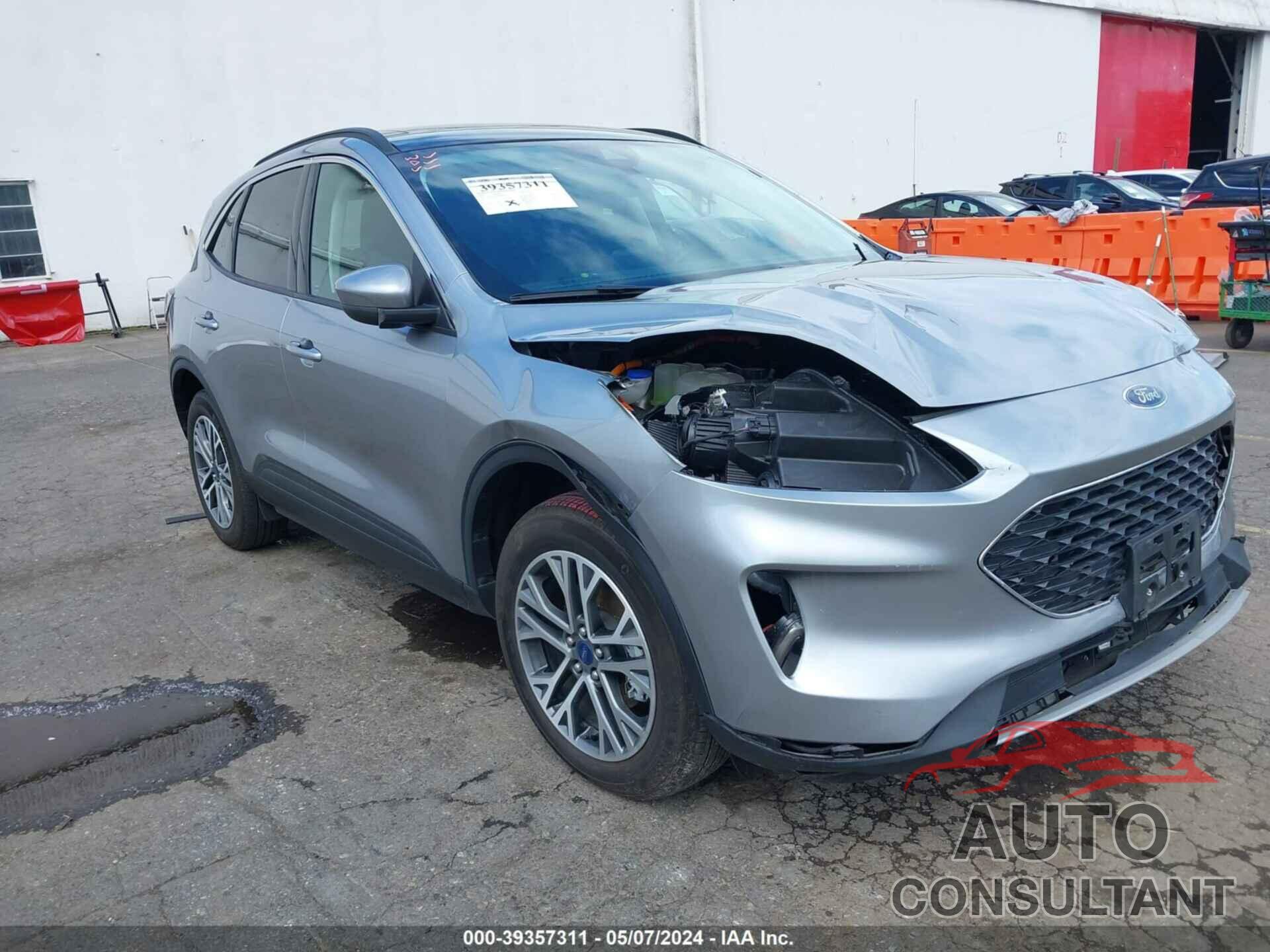 FORD ESCAPE 2022 - 1FMCU9CZ3NUA90403