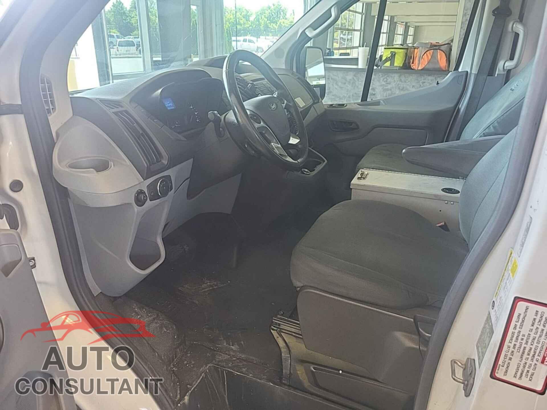 FORD TRANSIT 2017 - 1FTYE1YM2HKB43629