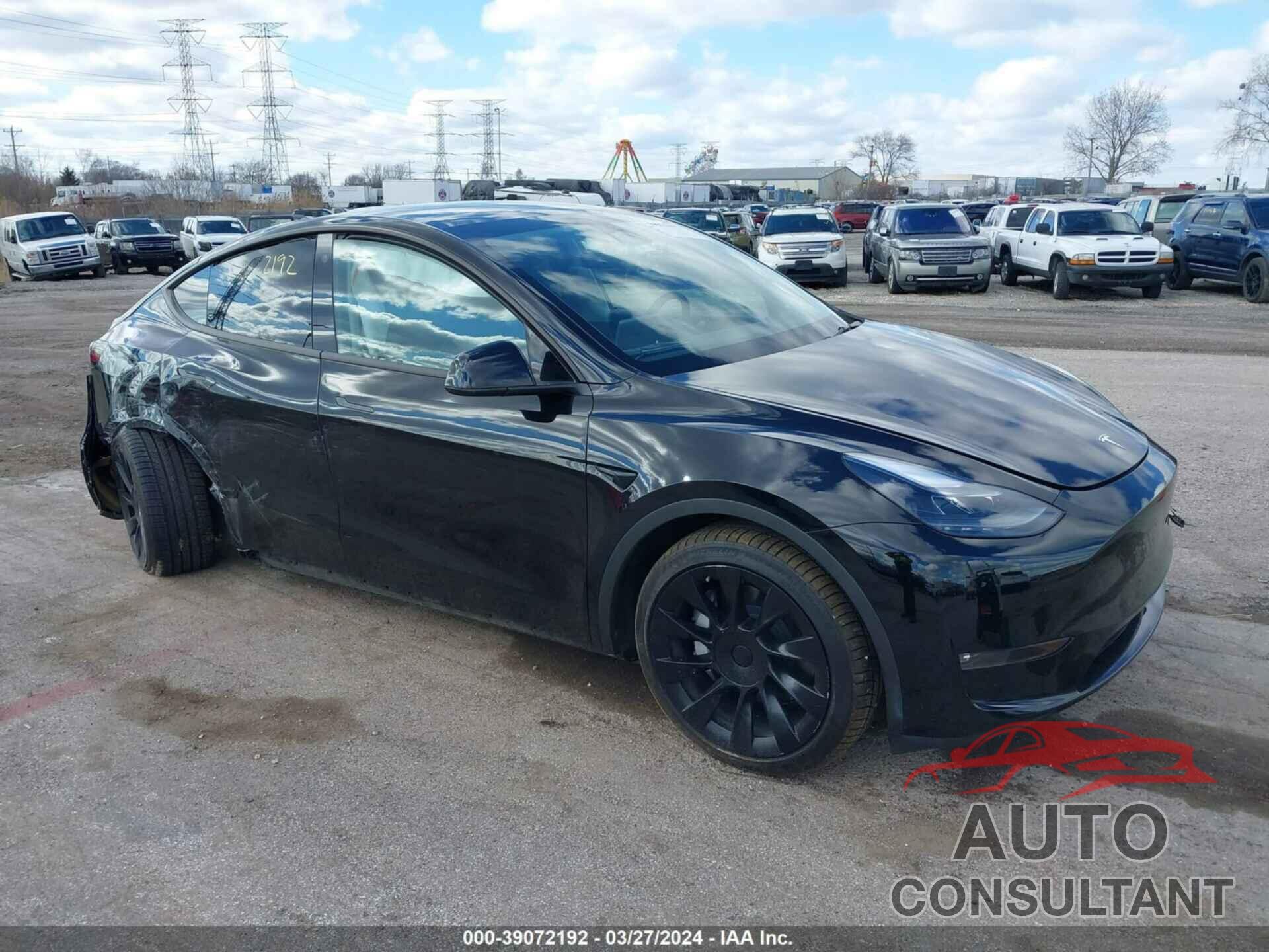 TESLA MODEL Y 2023 - 7SAYGDEE3PF754681