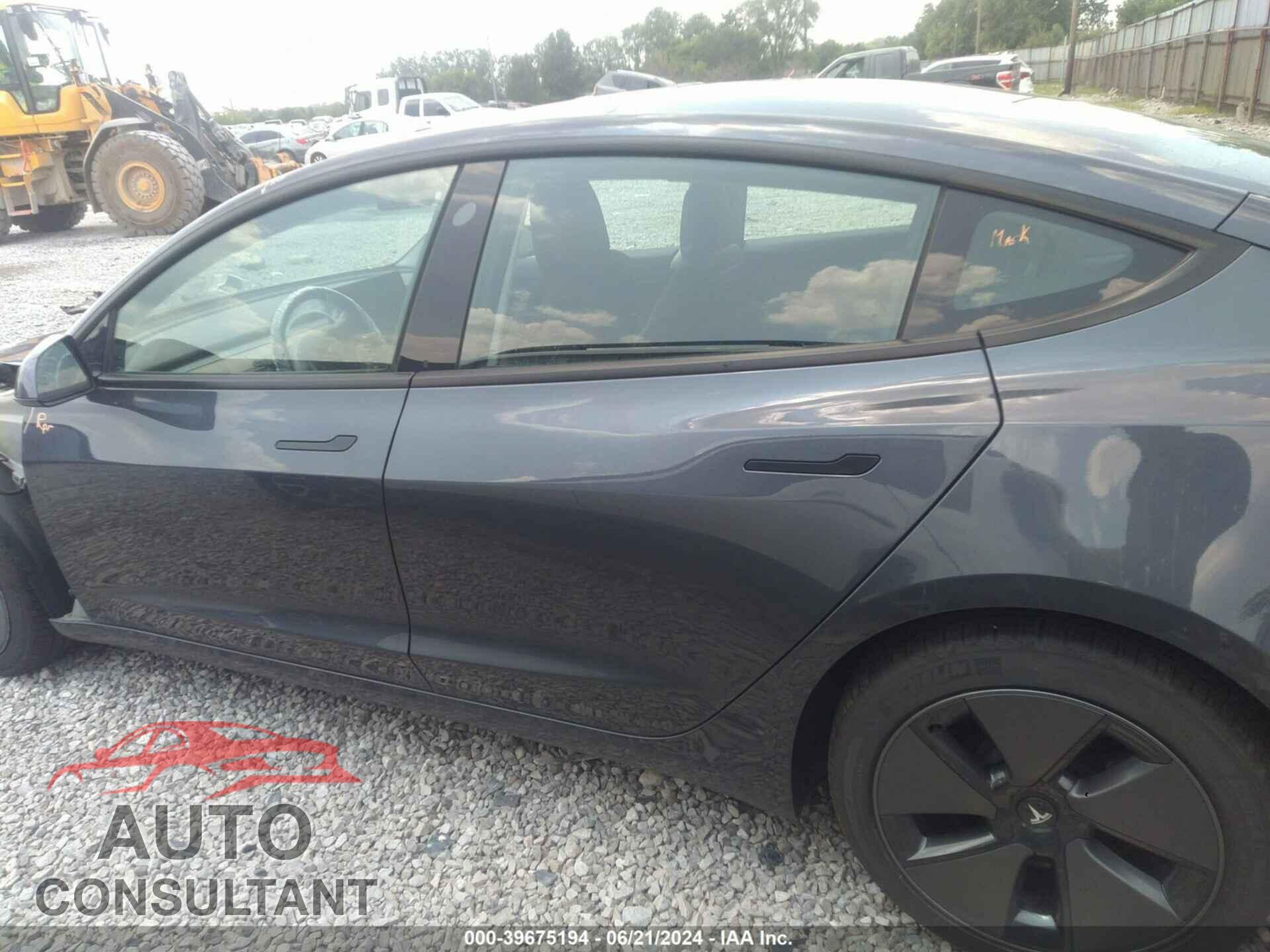 TESLA MODEL 3 2021 - 5YJ3E1EA5MF851644