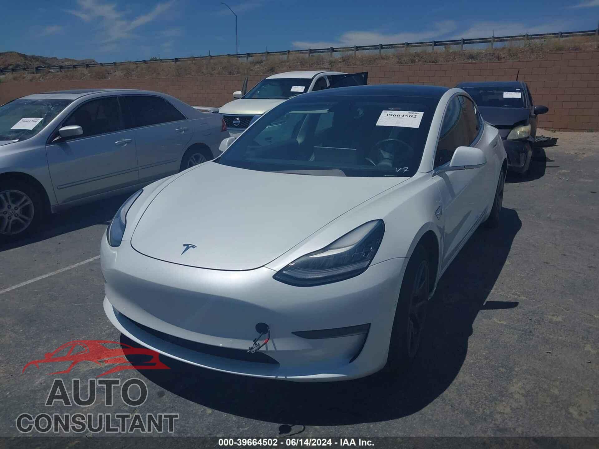 TESLA MODEL 3 2020 - 5YJ3E1EA2LF590570
