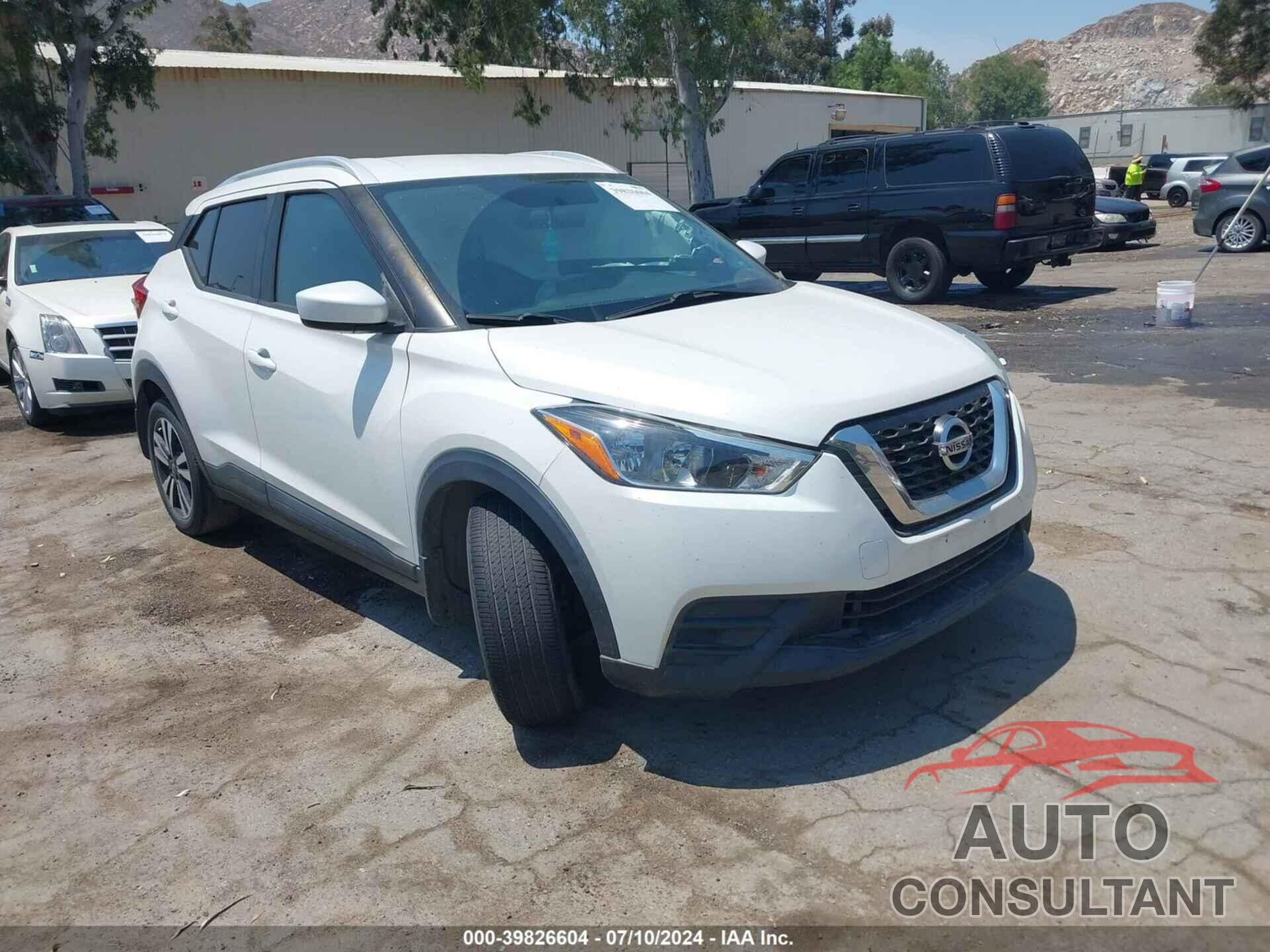 NISSAN KICKS 2018 - 3N1CP5CU4JL543038