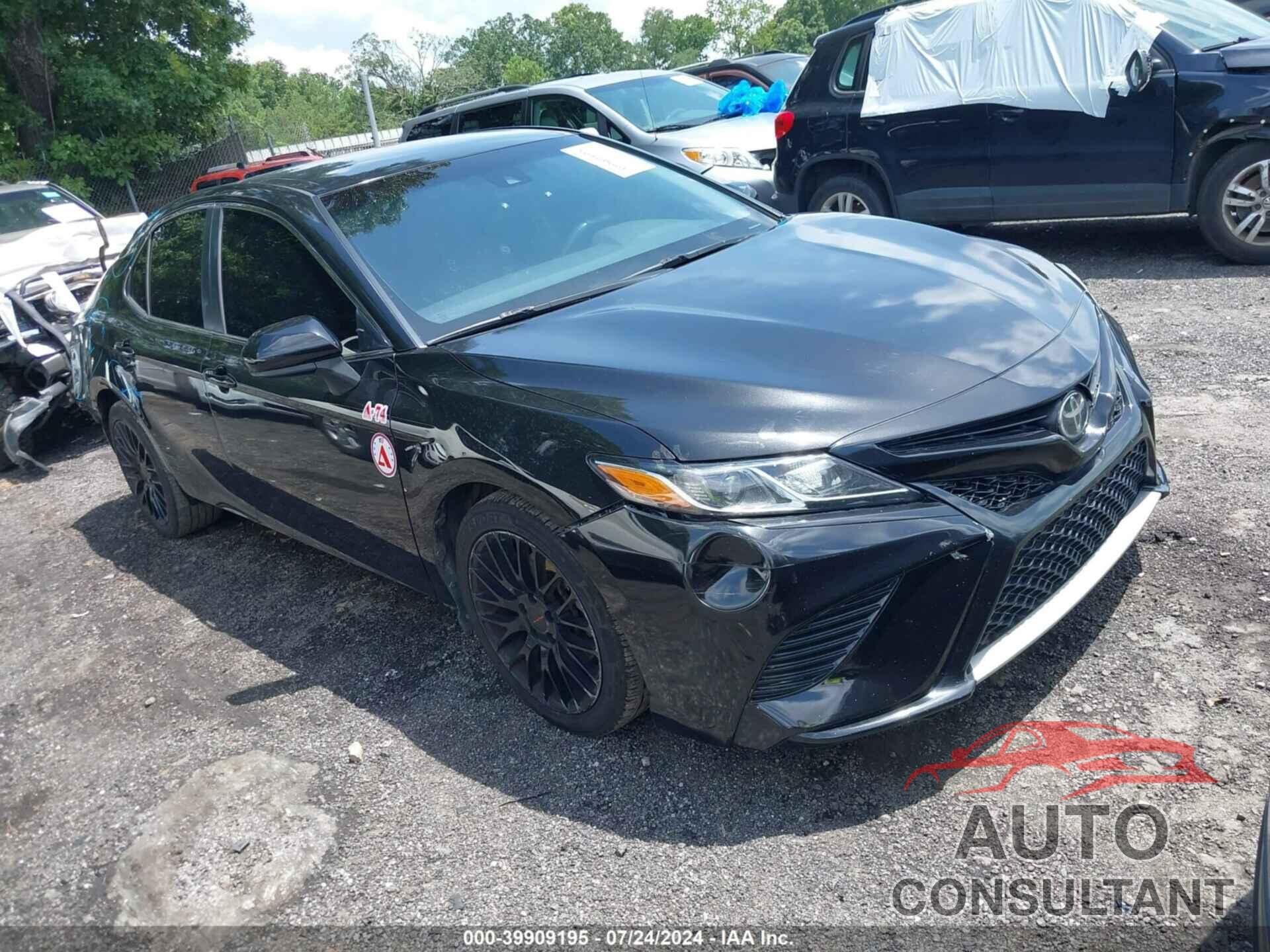 TOYOTA CAMRY 2019 - 4T1B11HK1KU176001
