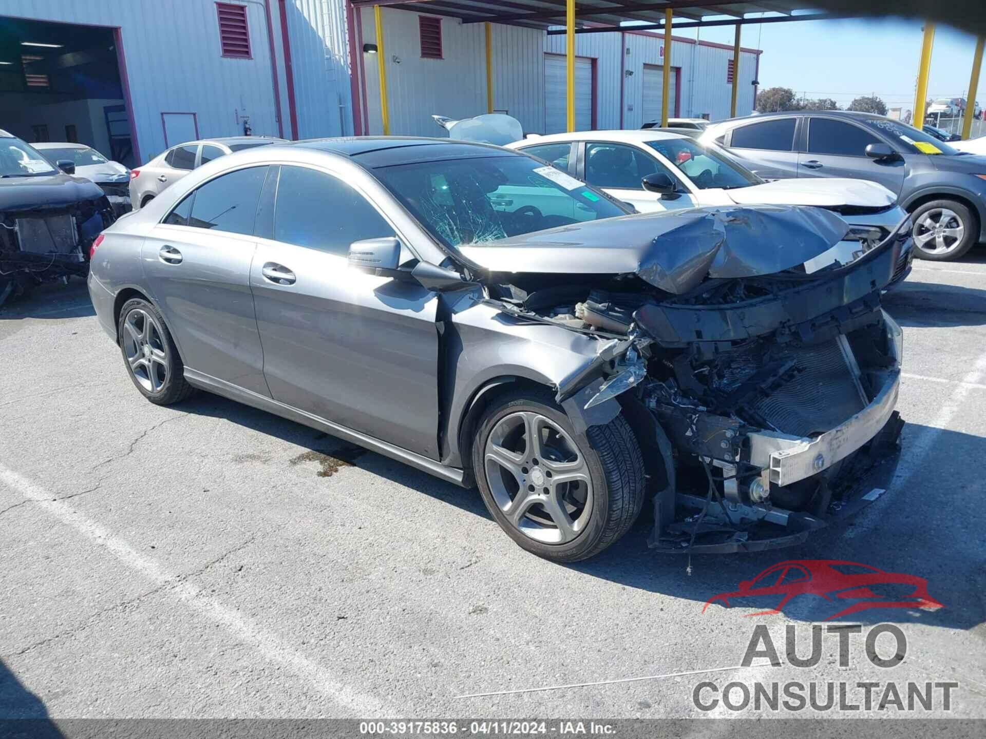 MERCEDES-BENZ CLA 250 2017 - WDDSJ4EB0HN429599