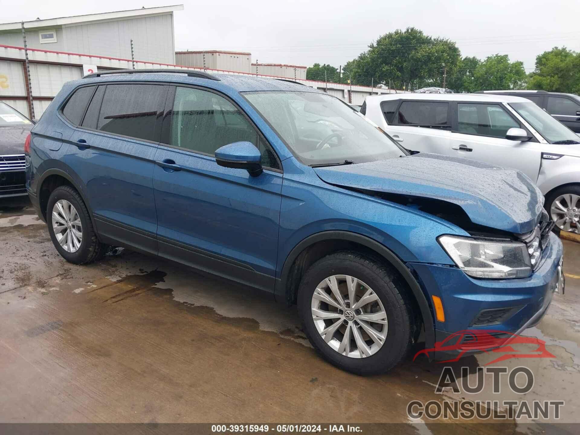 VOLKSWAGEN TIGUAN 2018 - 3VV1B7AX7JM075426