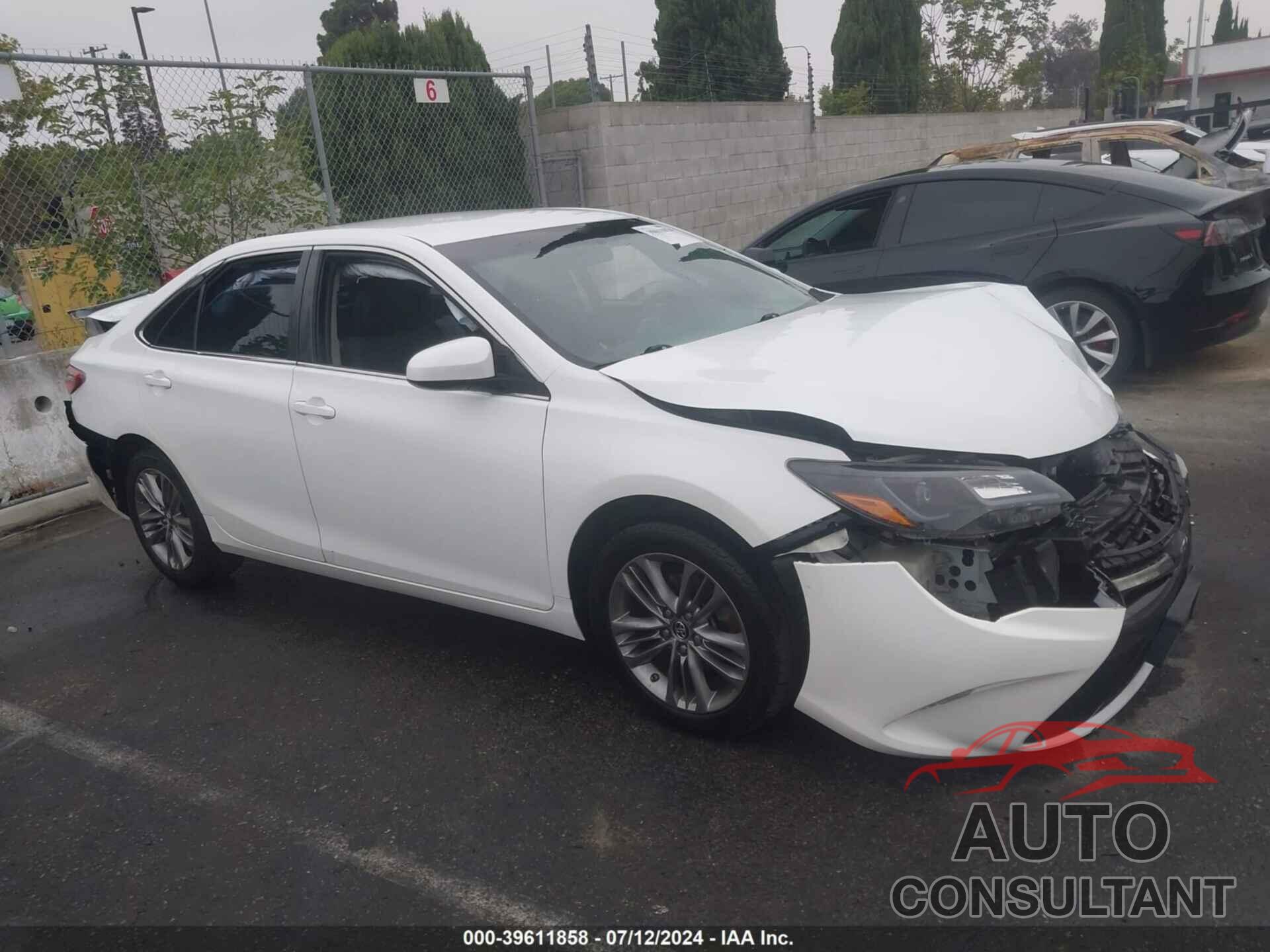TOYOTA CAMRY 2016 - 4T1BF1FK3GU120864