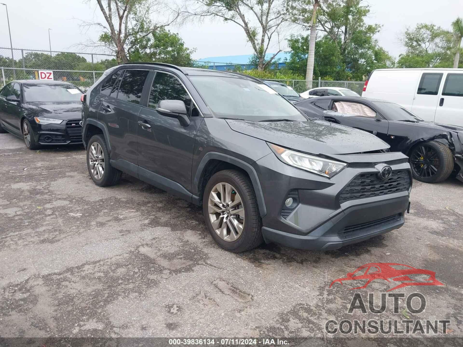 TOYOTA RAV4 2020 - JTMC1RFV6LD044146