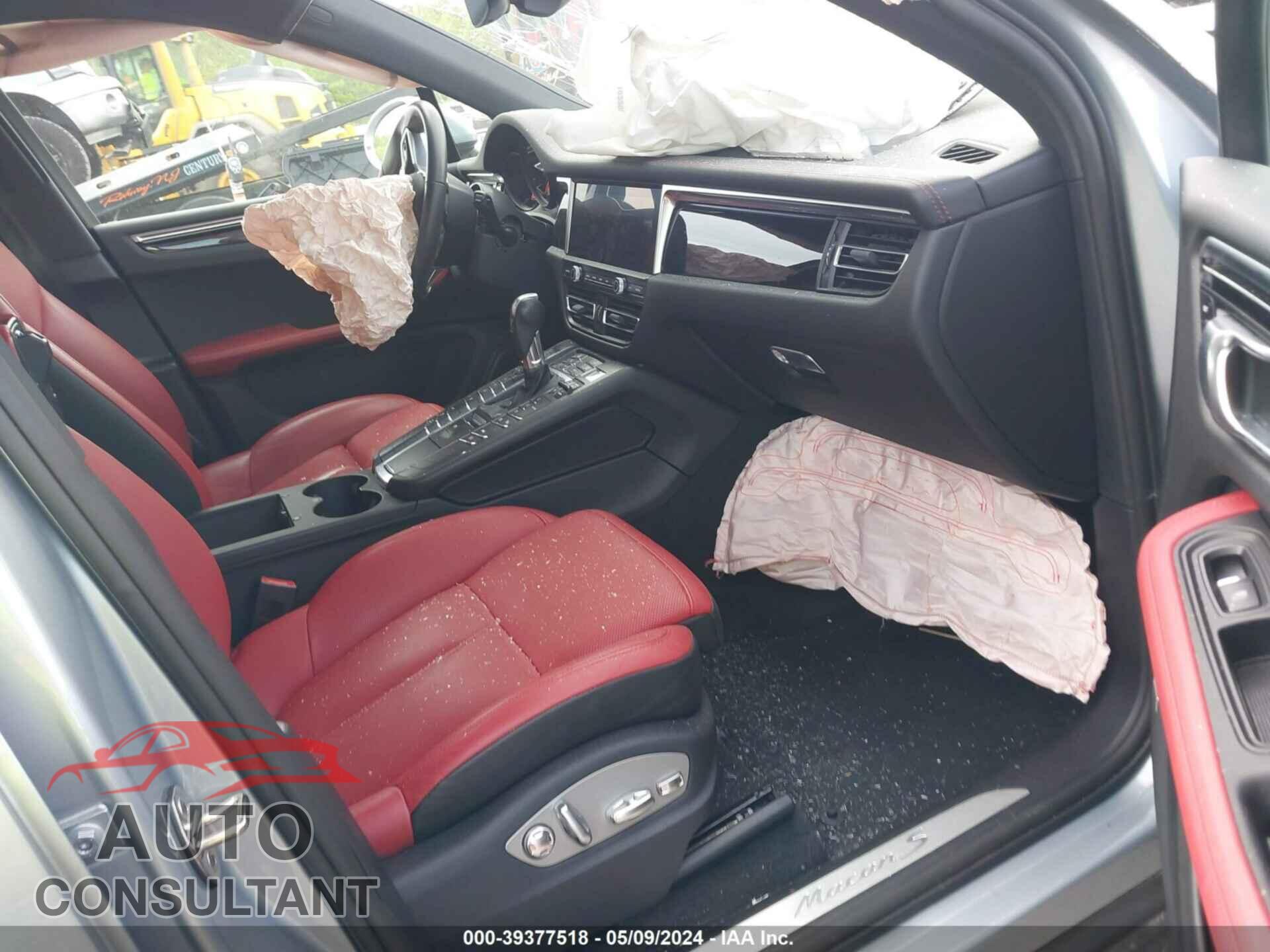 PORSCHE MACAN 2021 - WP1AB2A54MLB33142