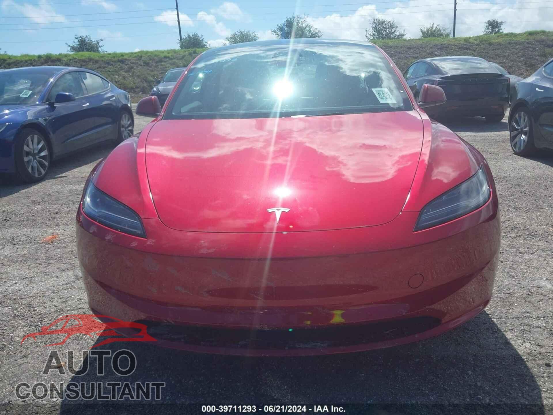 TESLA MODEL 3 2024 - 5YJ3E1EA5RF752605