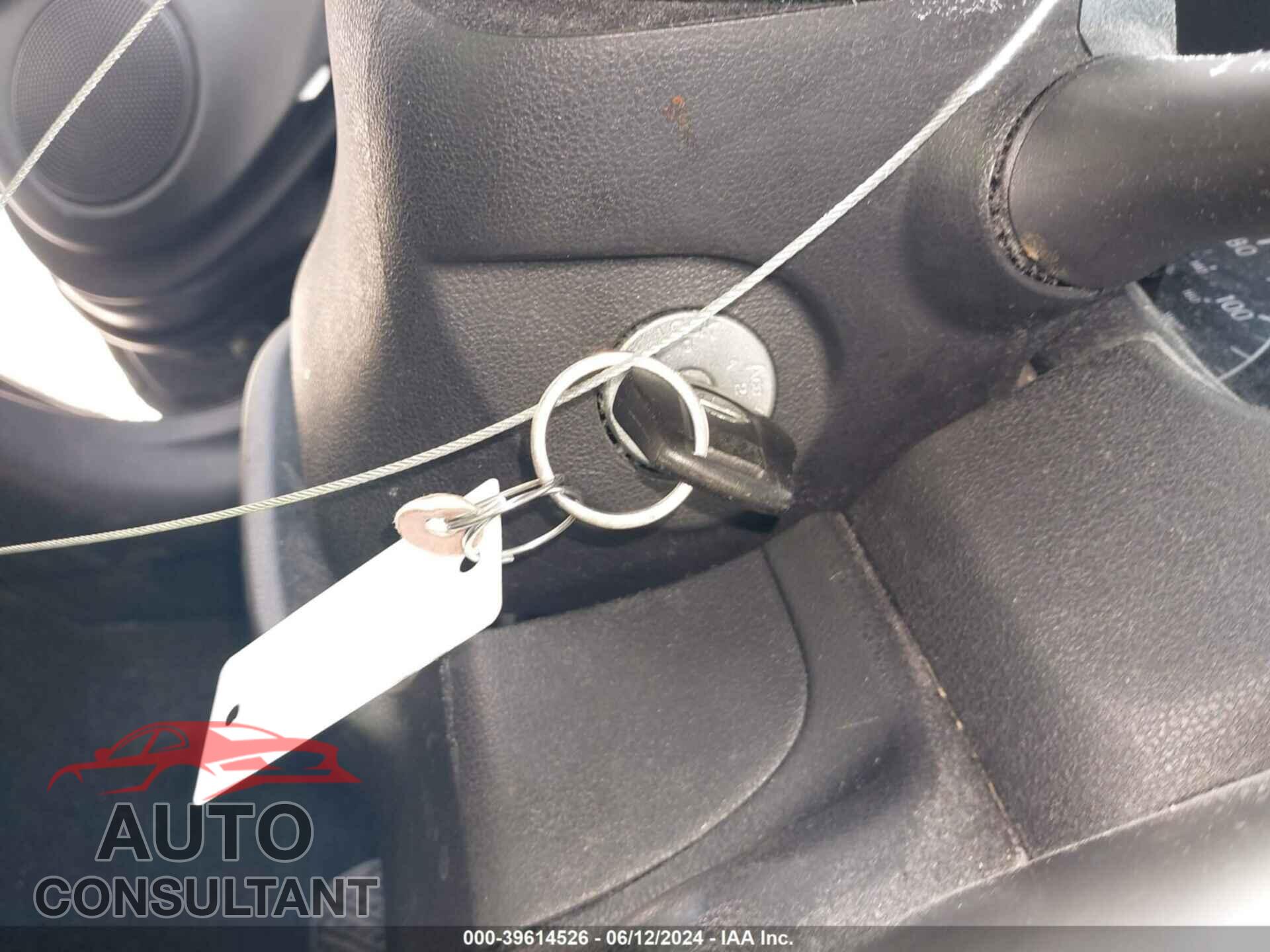 NISSAN VERSA NOTE 2017 - 3N1CE2CP2HL363288